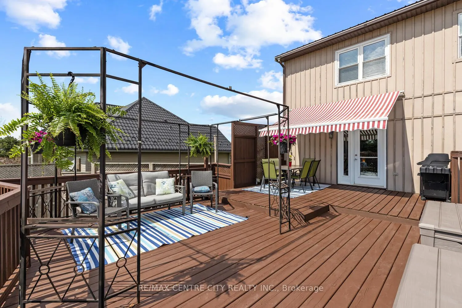 5623 Chriselle Place