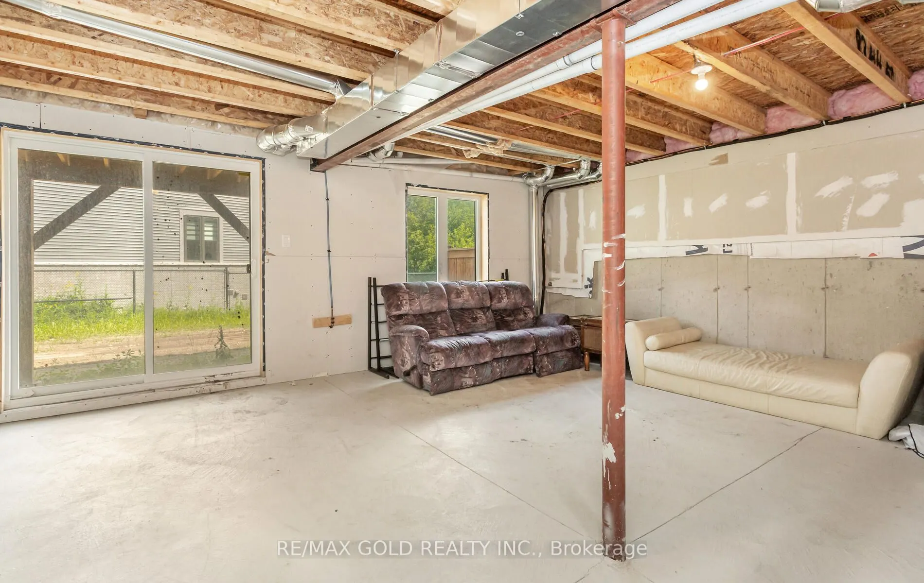 10 Birmingham Drive, #38