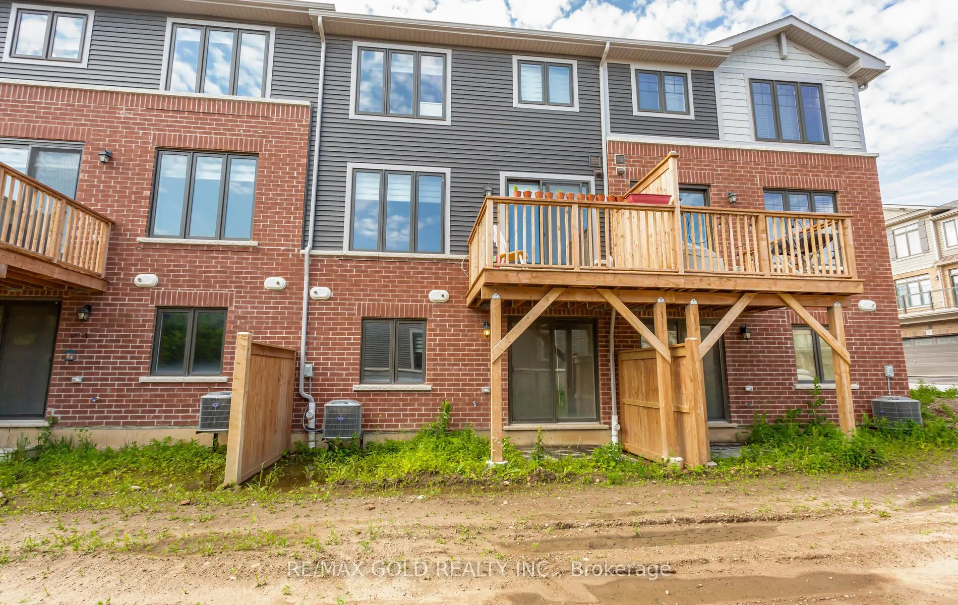10 Birmingham Drive, #38
