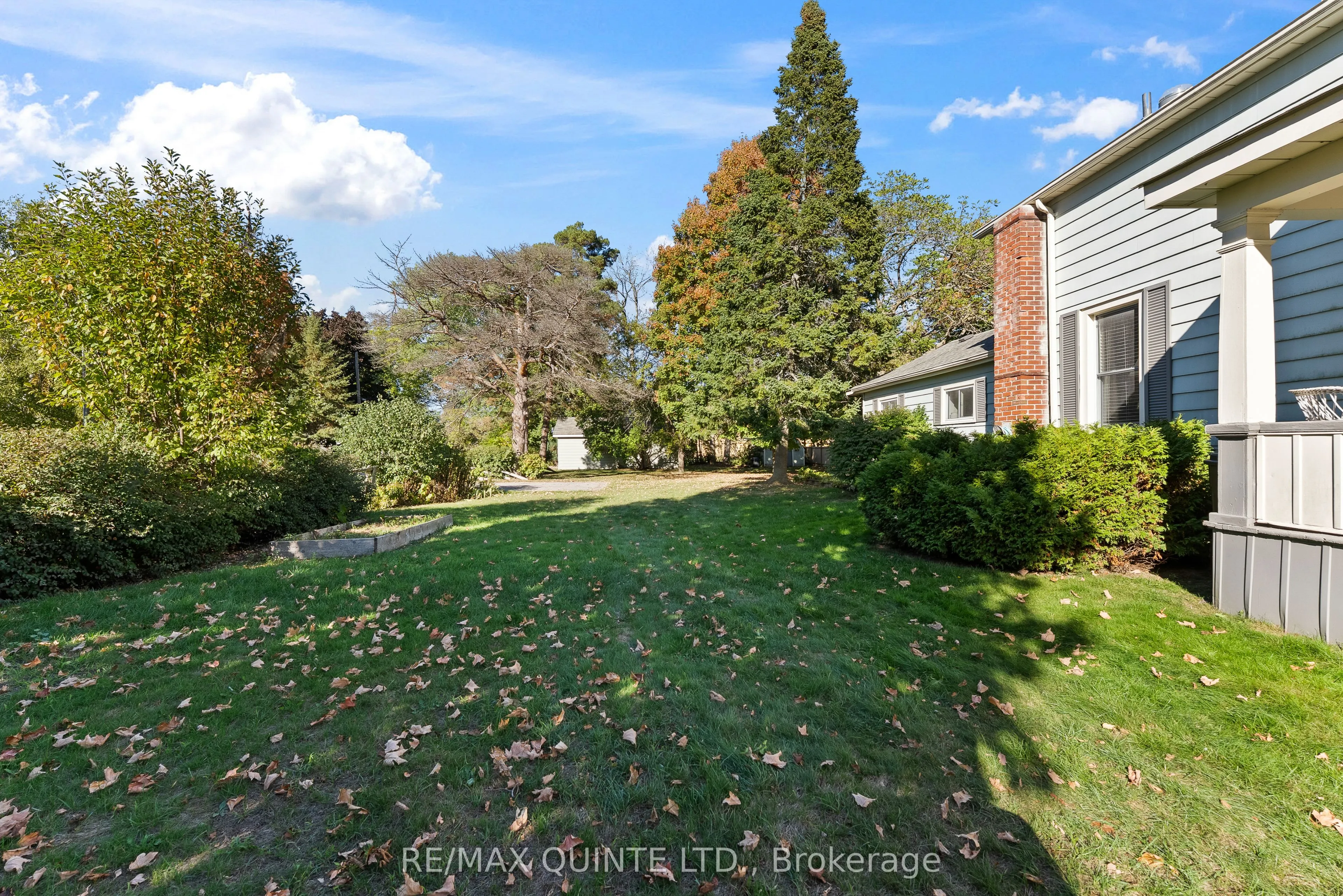22 Maple Avenue