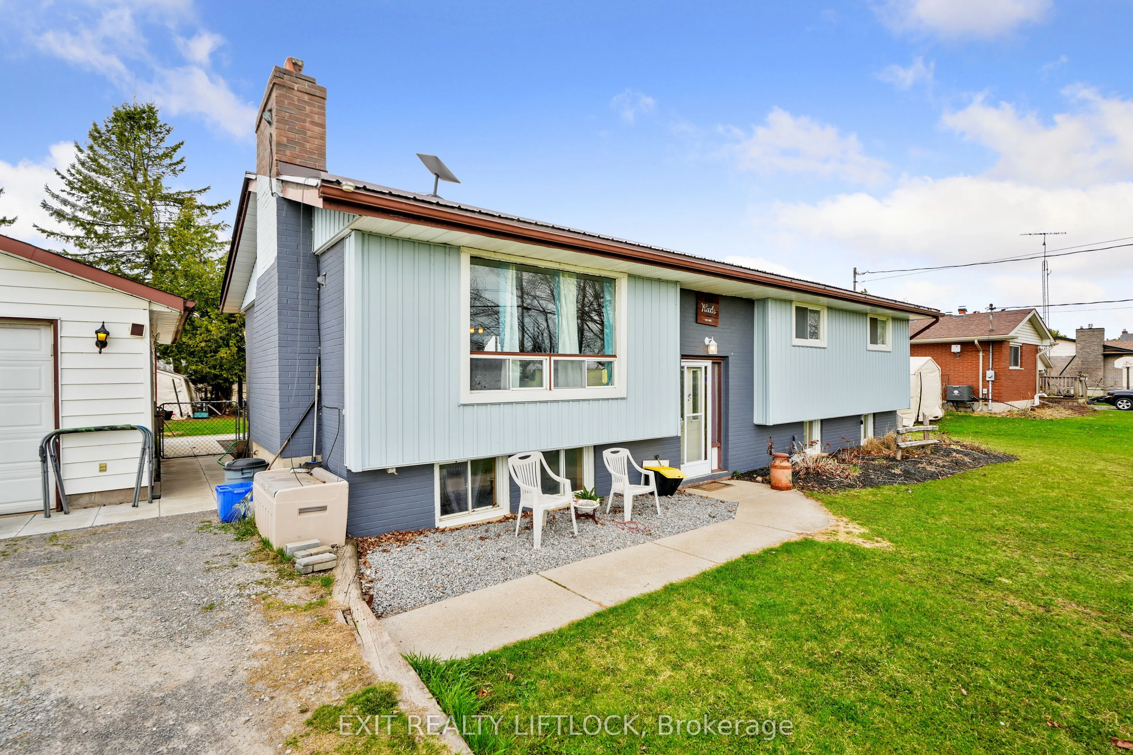 1688 Tara Road