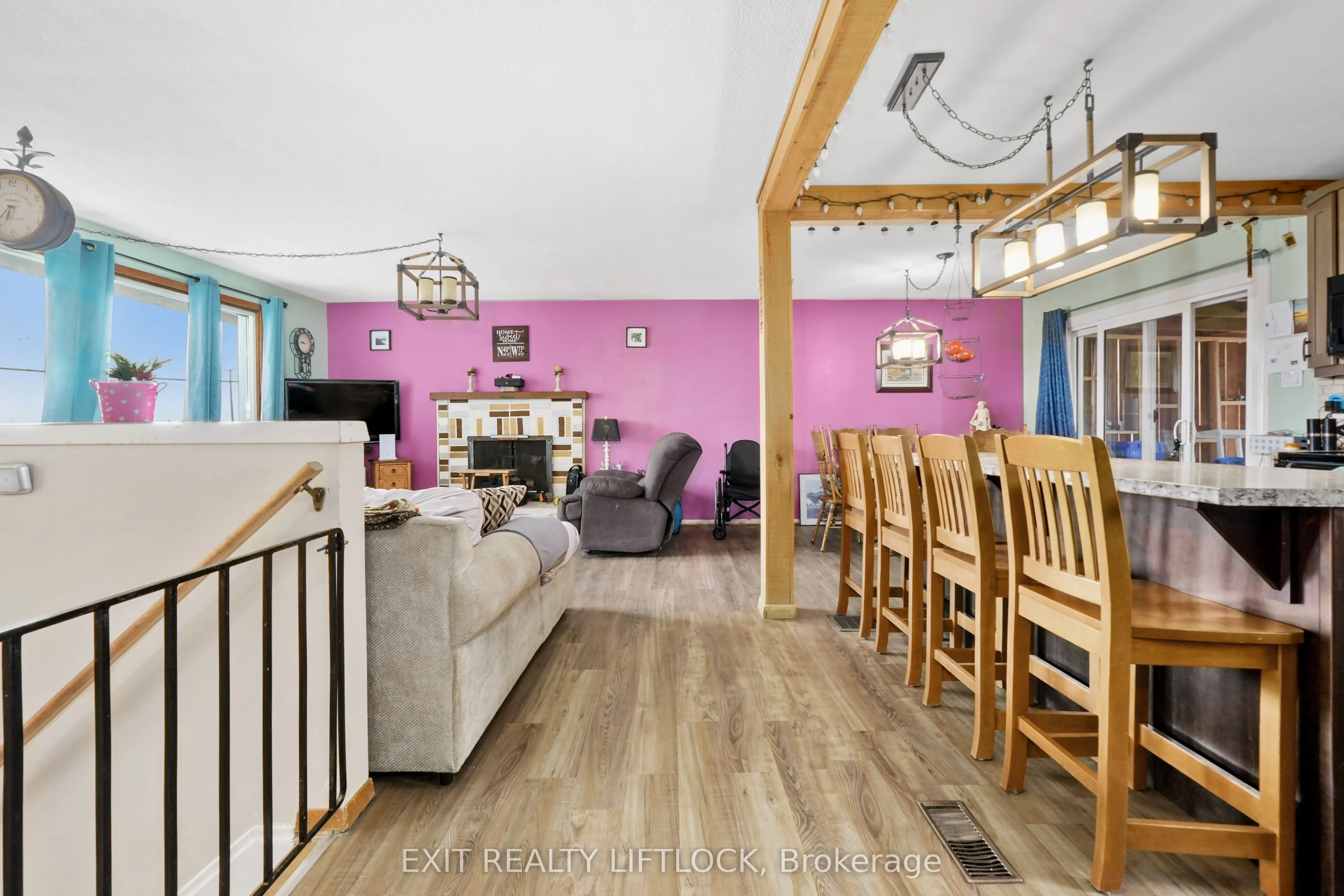 1688 Tara Road