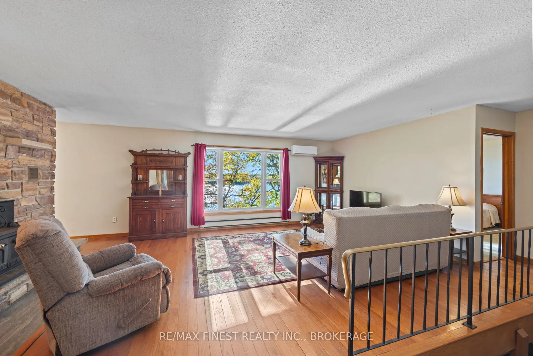 4236 Pine Ridge Drive