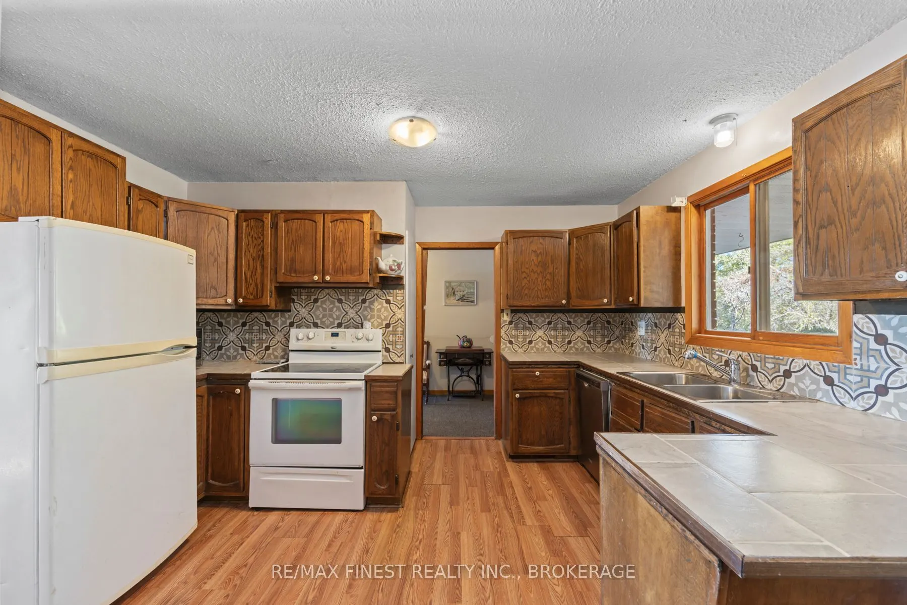 4236 Pine Ridge Drive