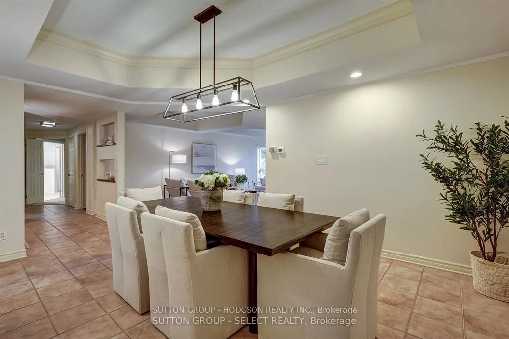 250 Sydenham Street, #203