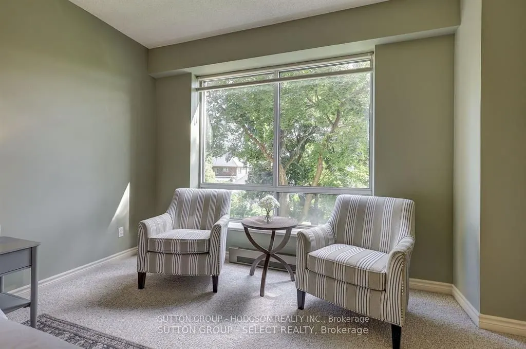 250 Sydenham Street, #203