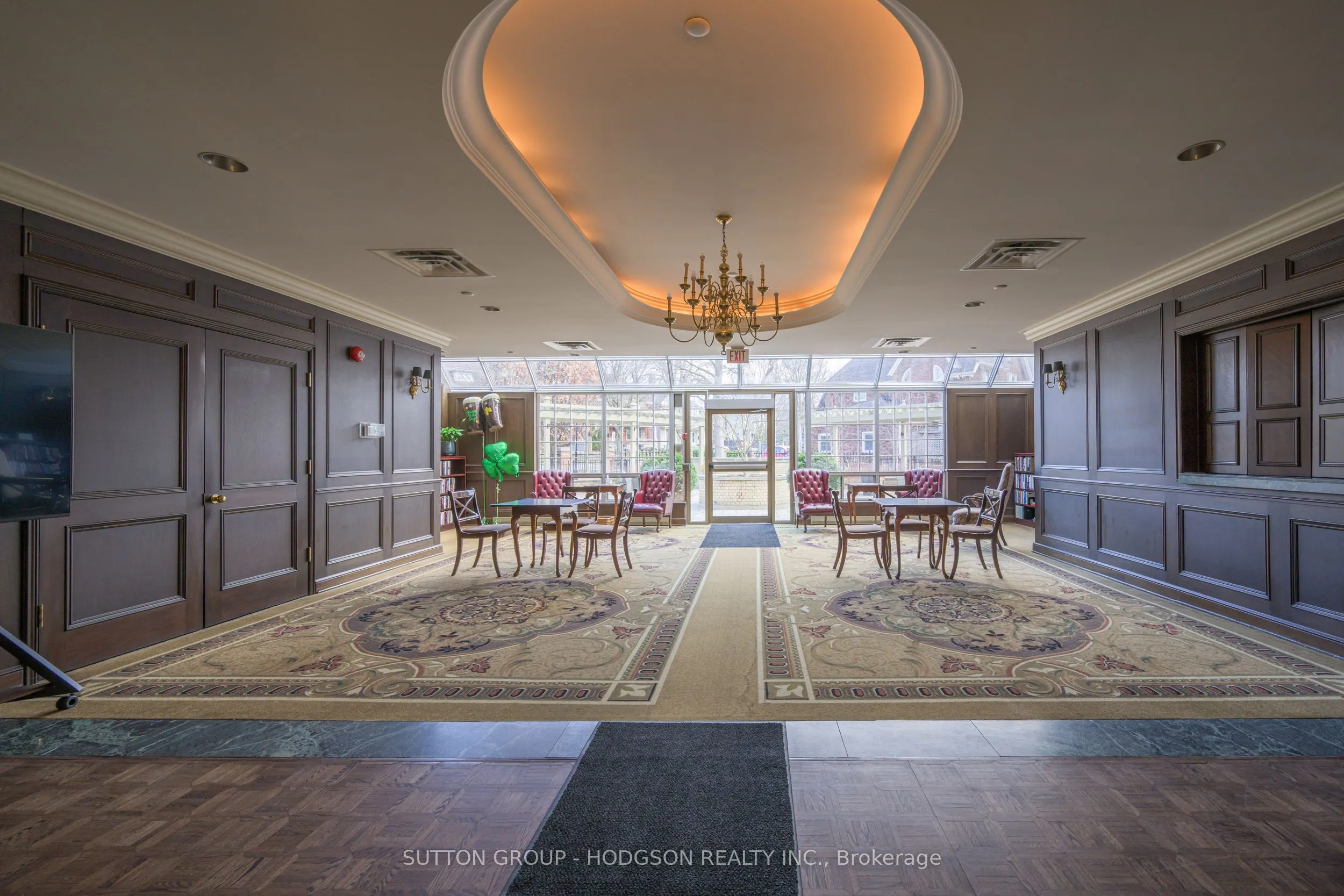 250 Sydenham Street, #203