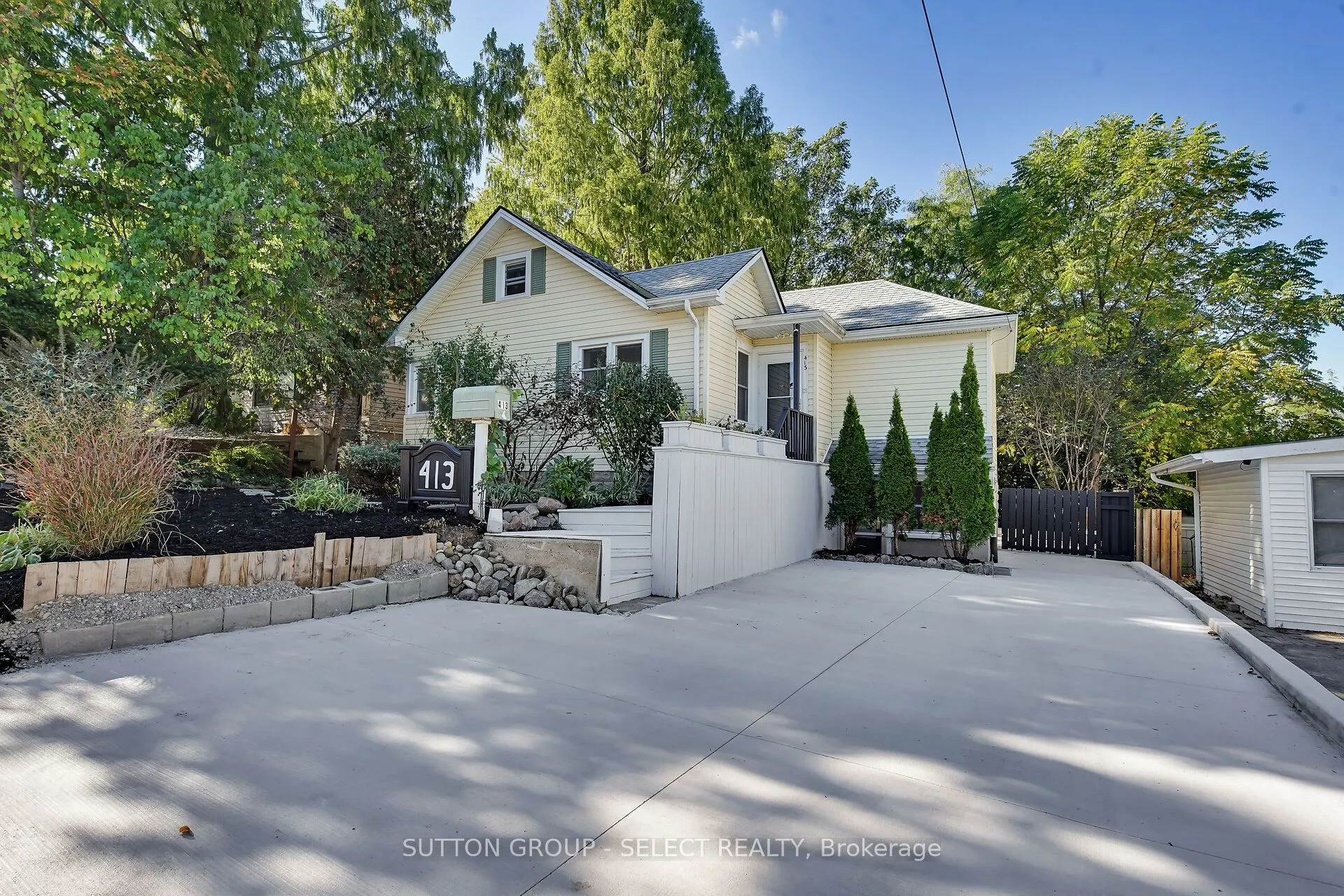 413 Old Wonderland Road