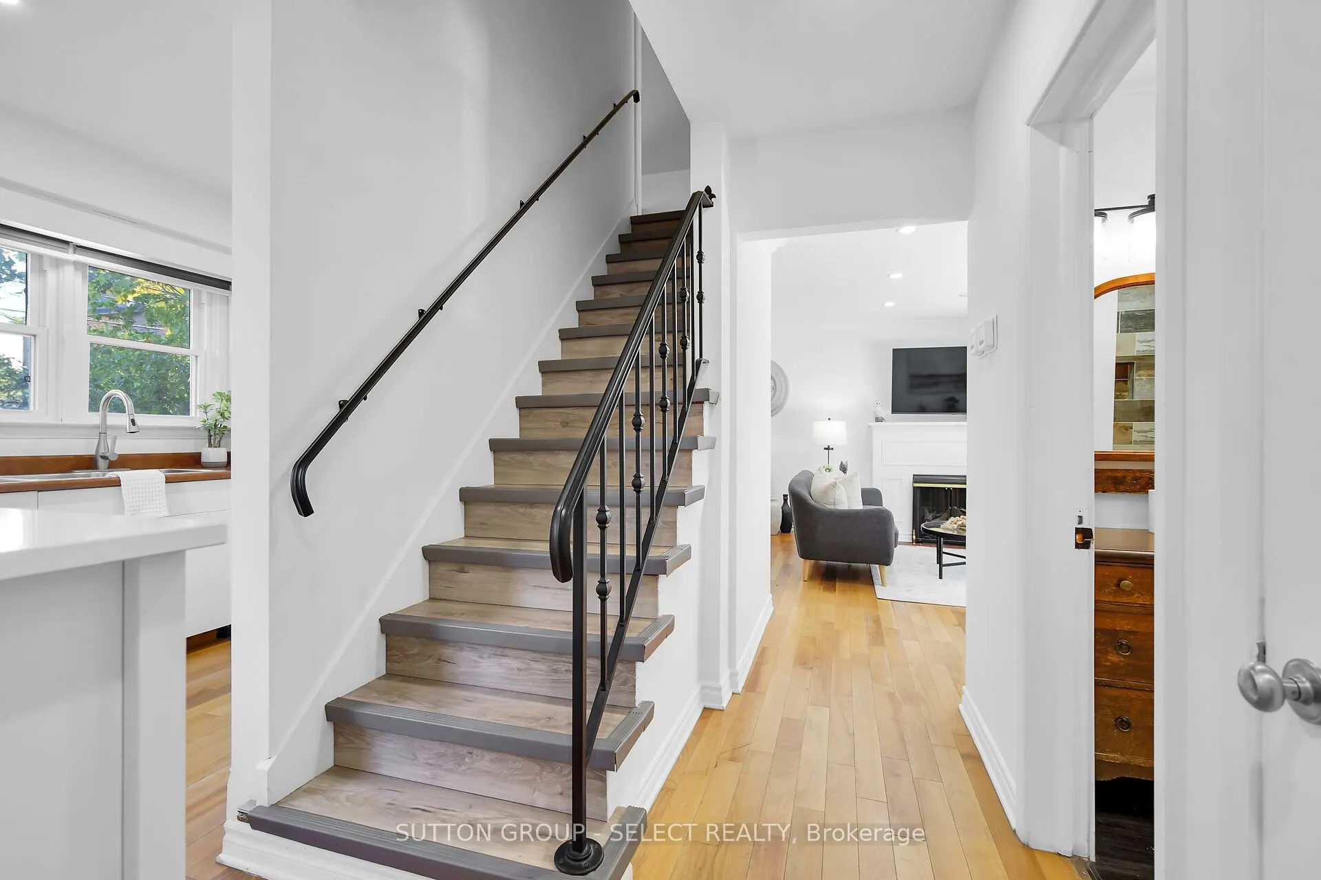 413 Old Wonderland Road