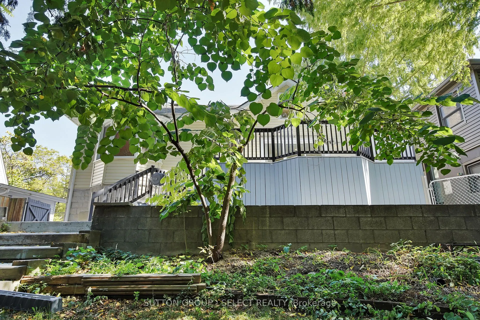413 Old Wonderland Road
