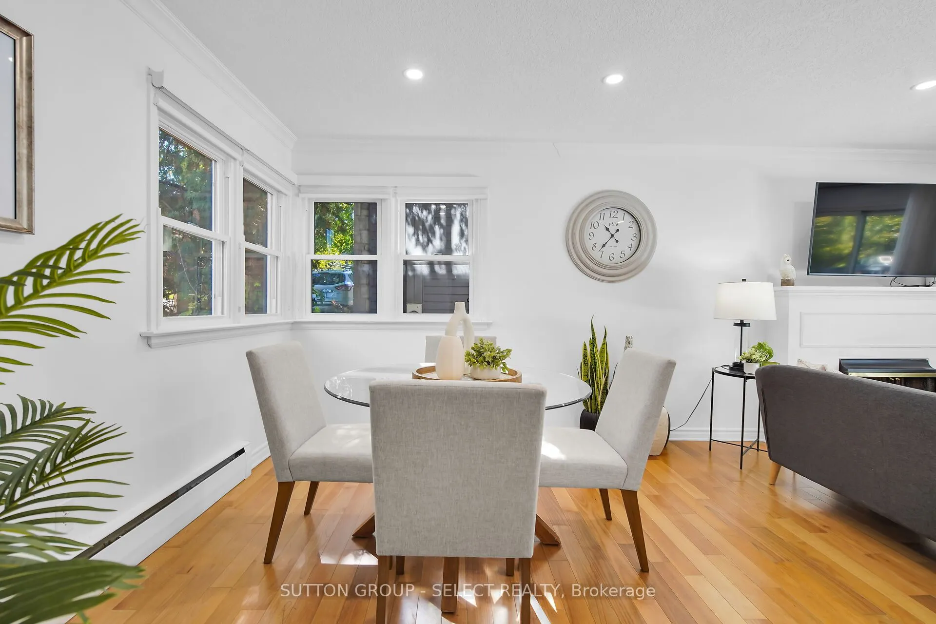 413 Old Wonderland Road