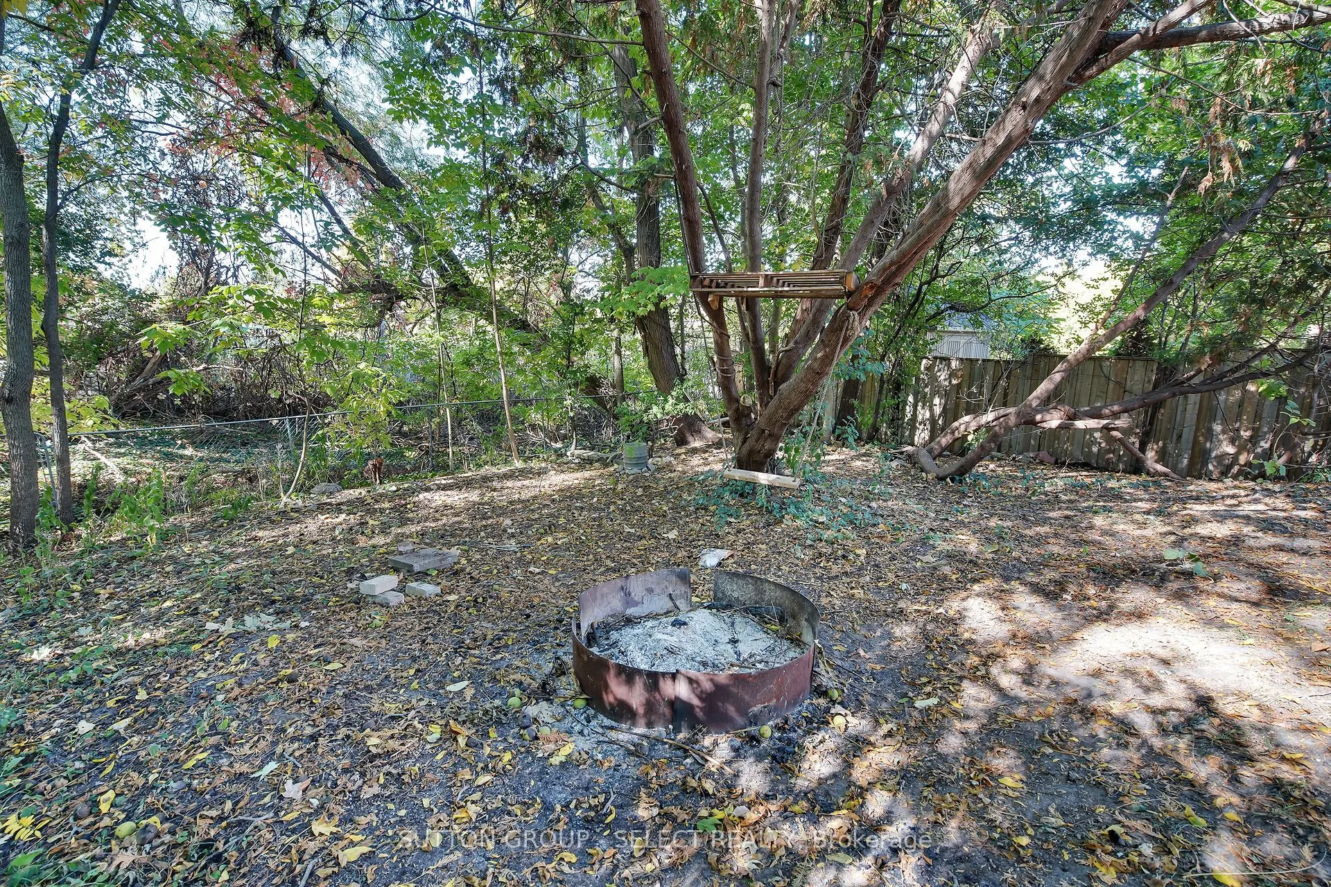 413 Old Wonderland Road