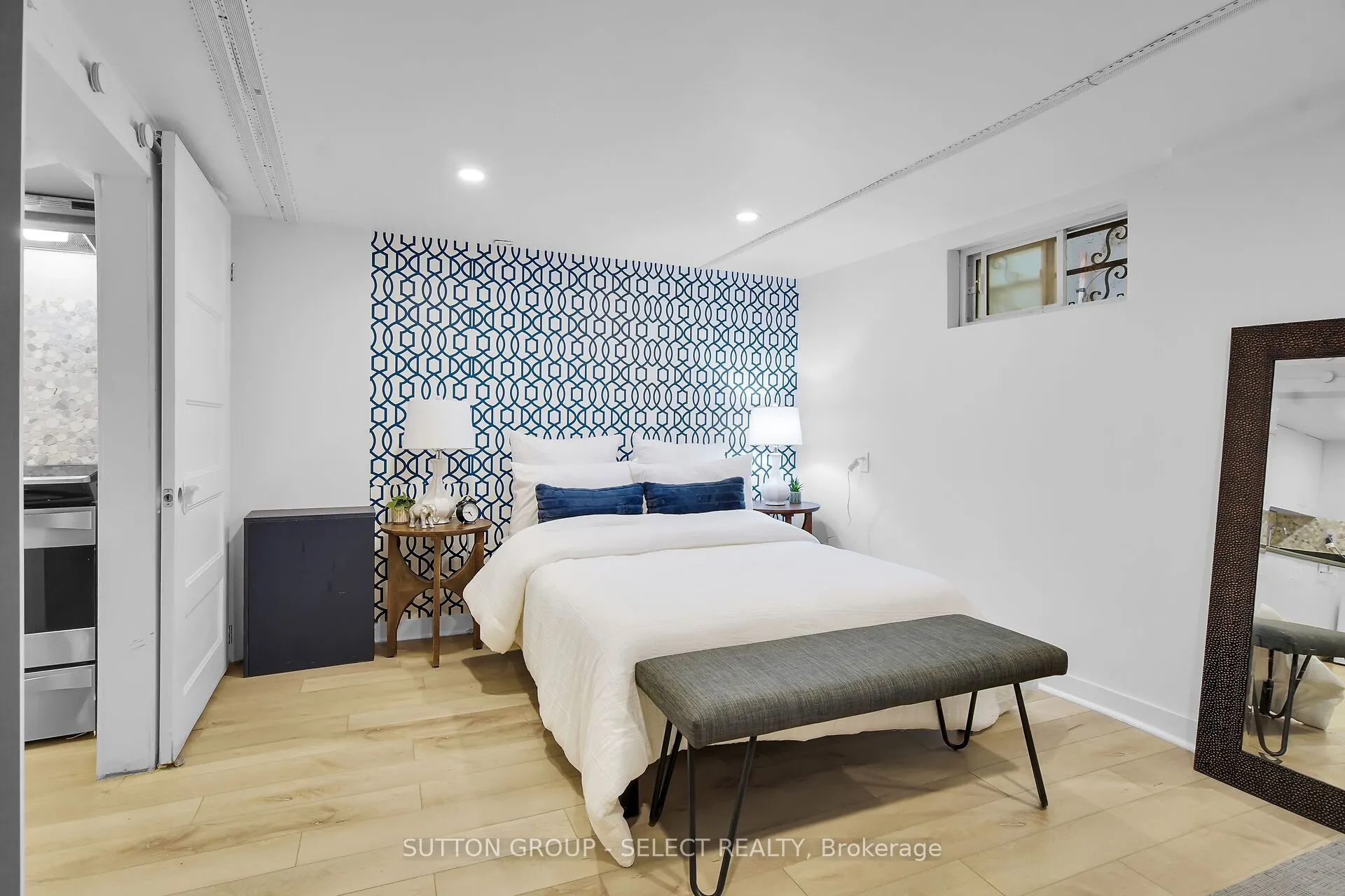 413 Old Wonderland Road