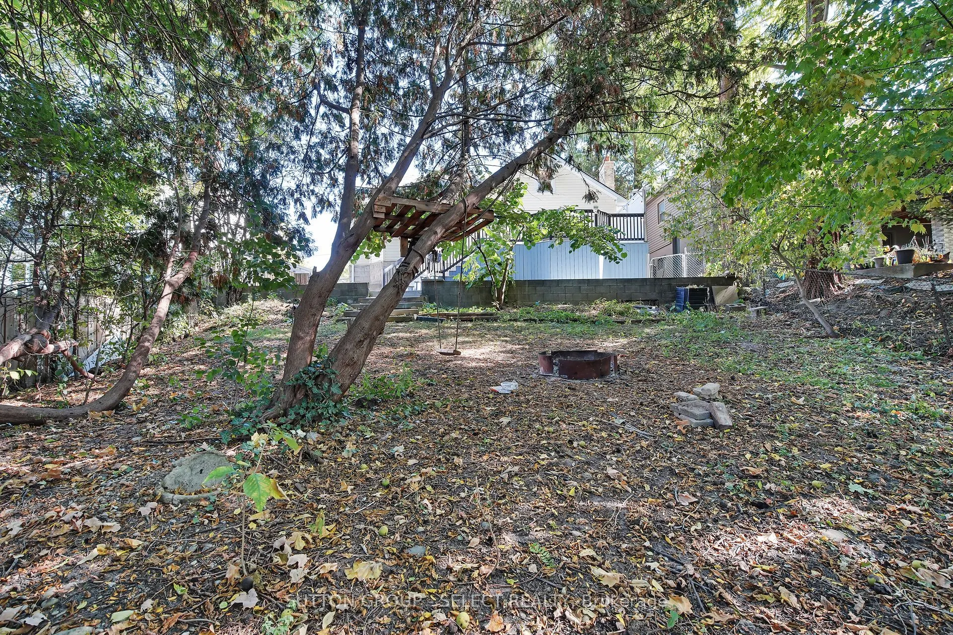 413 Old Wonderland Road