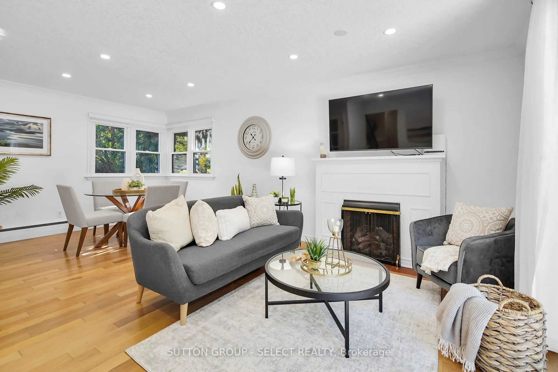 413 Old Wonderland Road