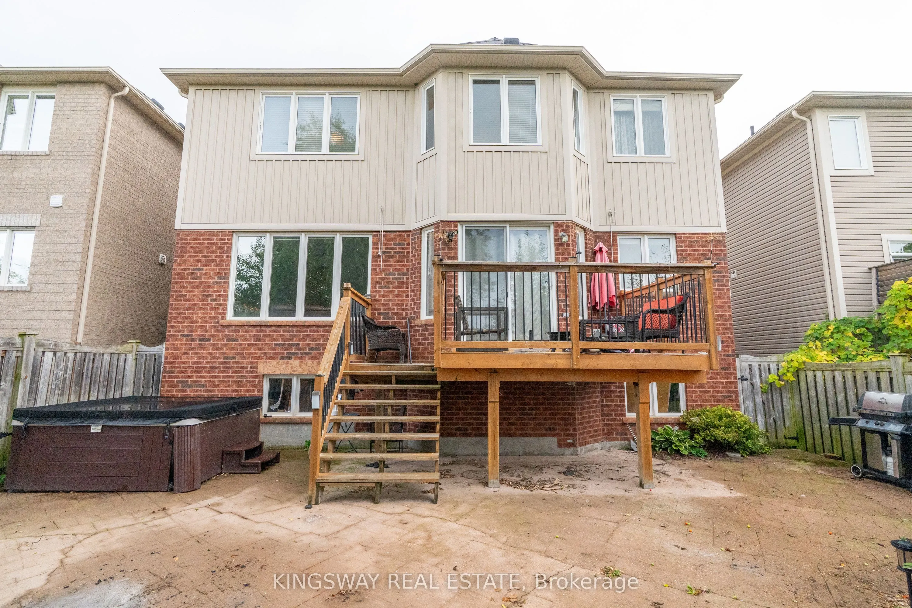 75 CHASE Crescent