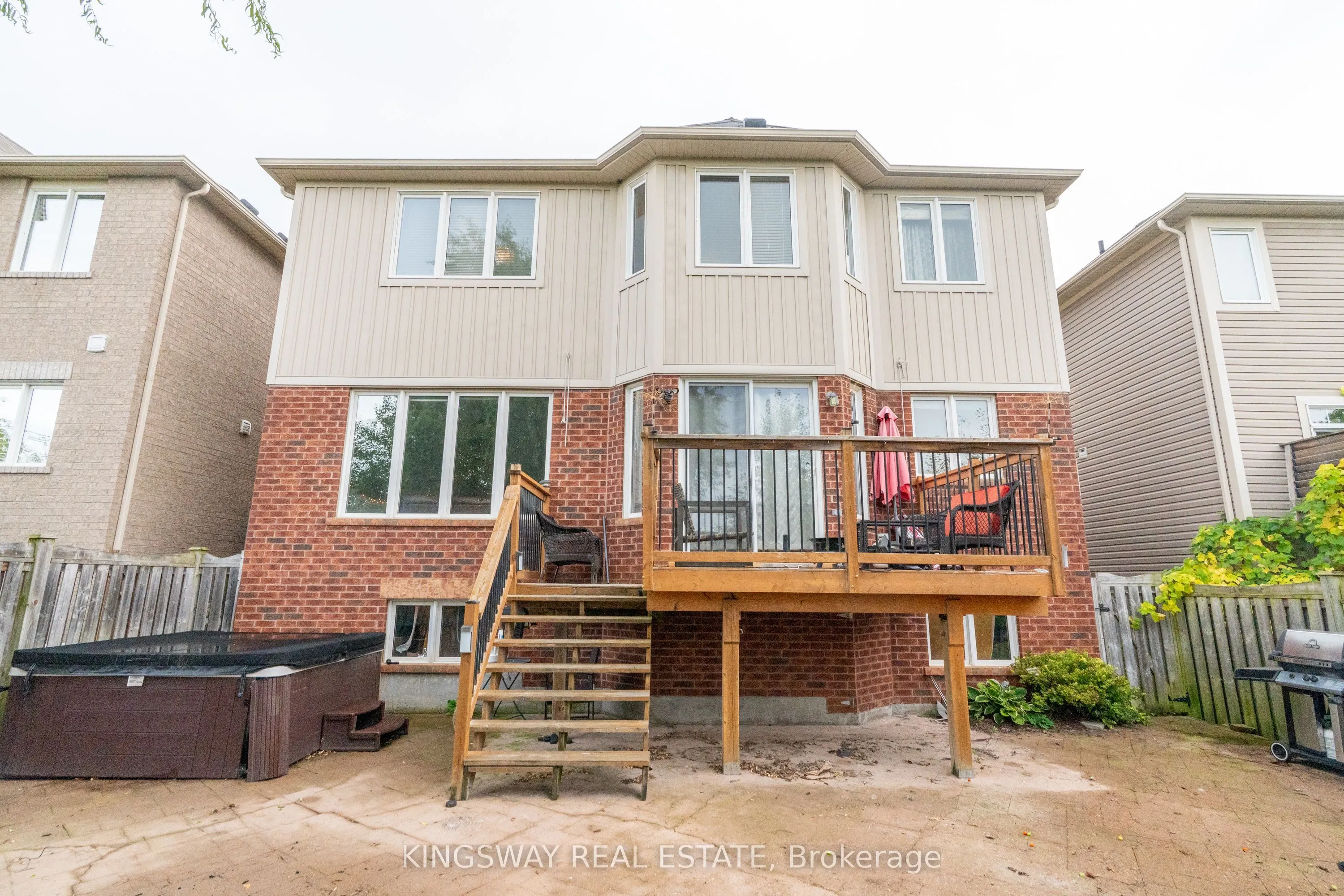 75 CHASE Crescent