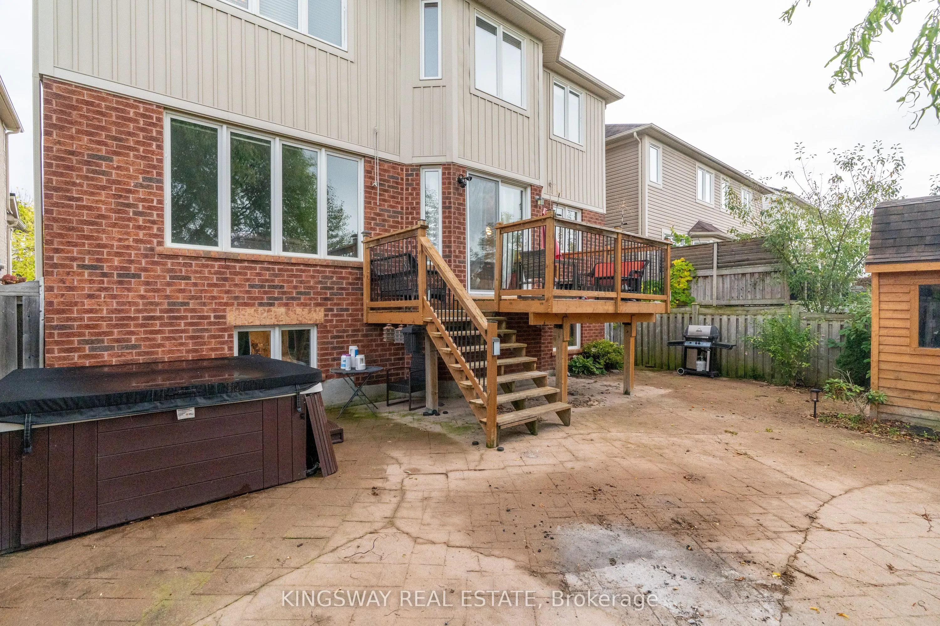 75 CHASE Crescent