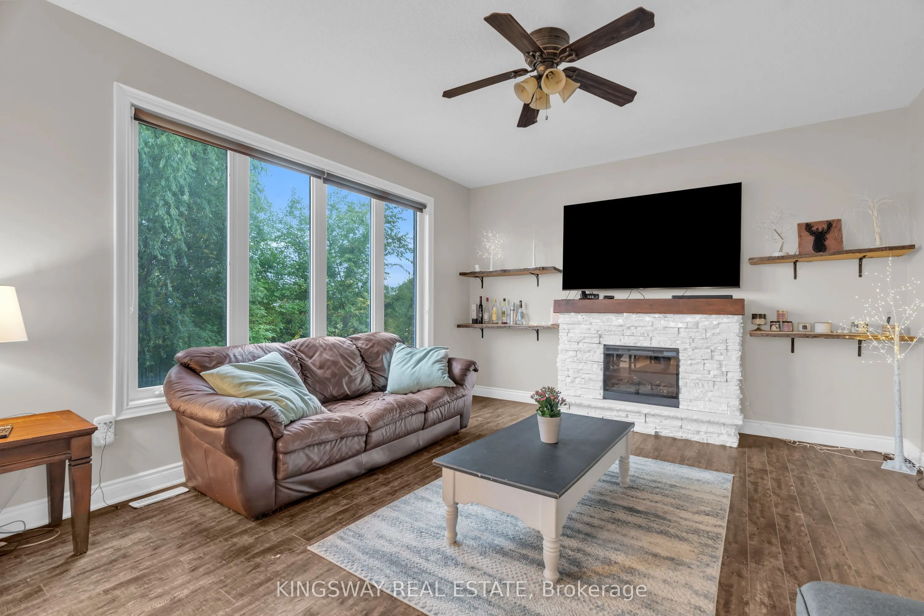 75 CHASE Crescent
