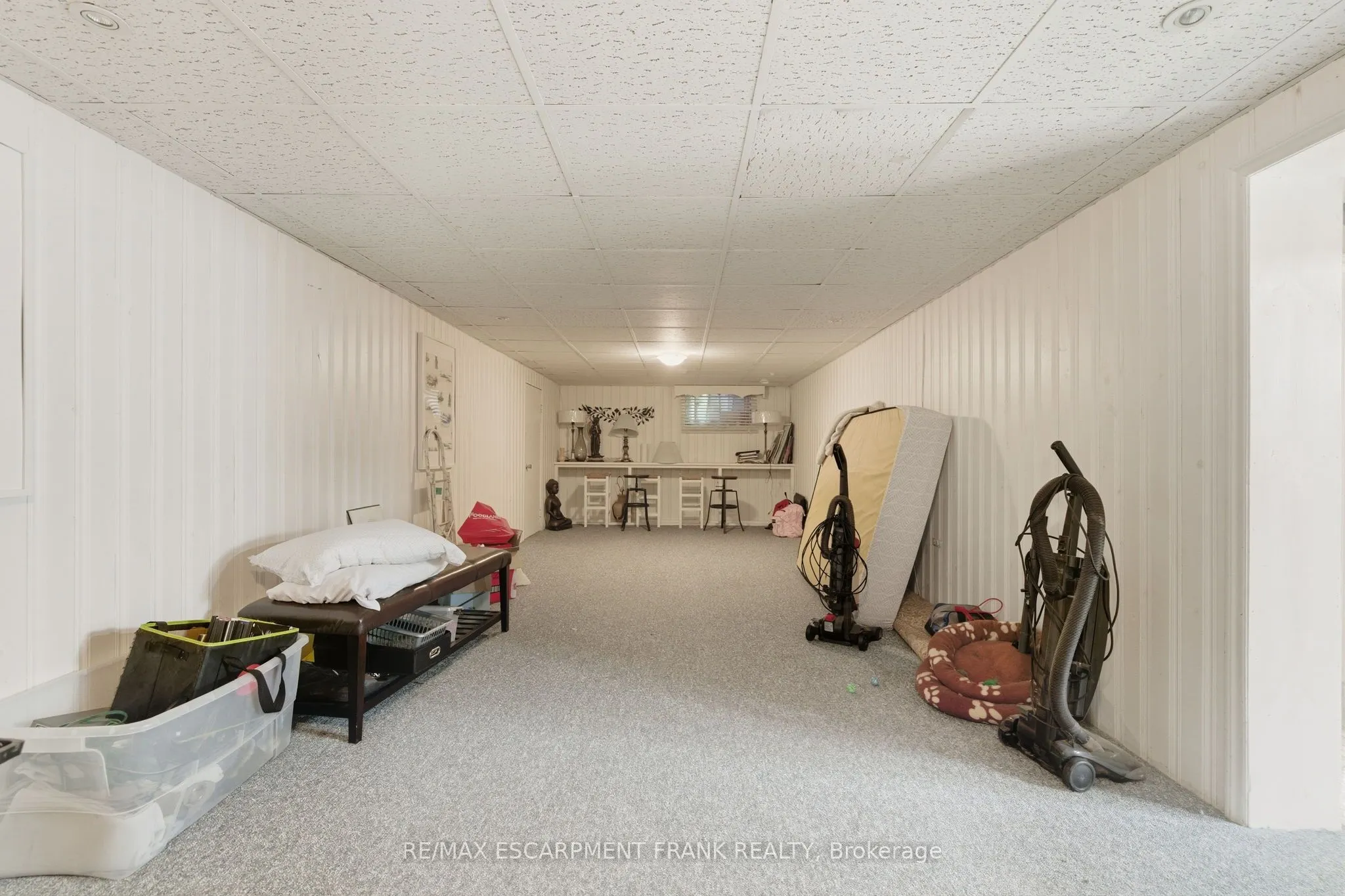 67 Lakeside Drive