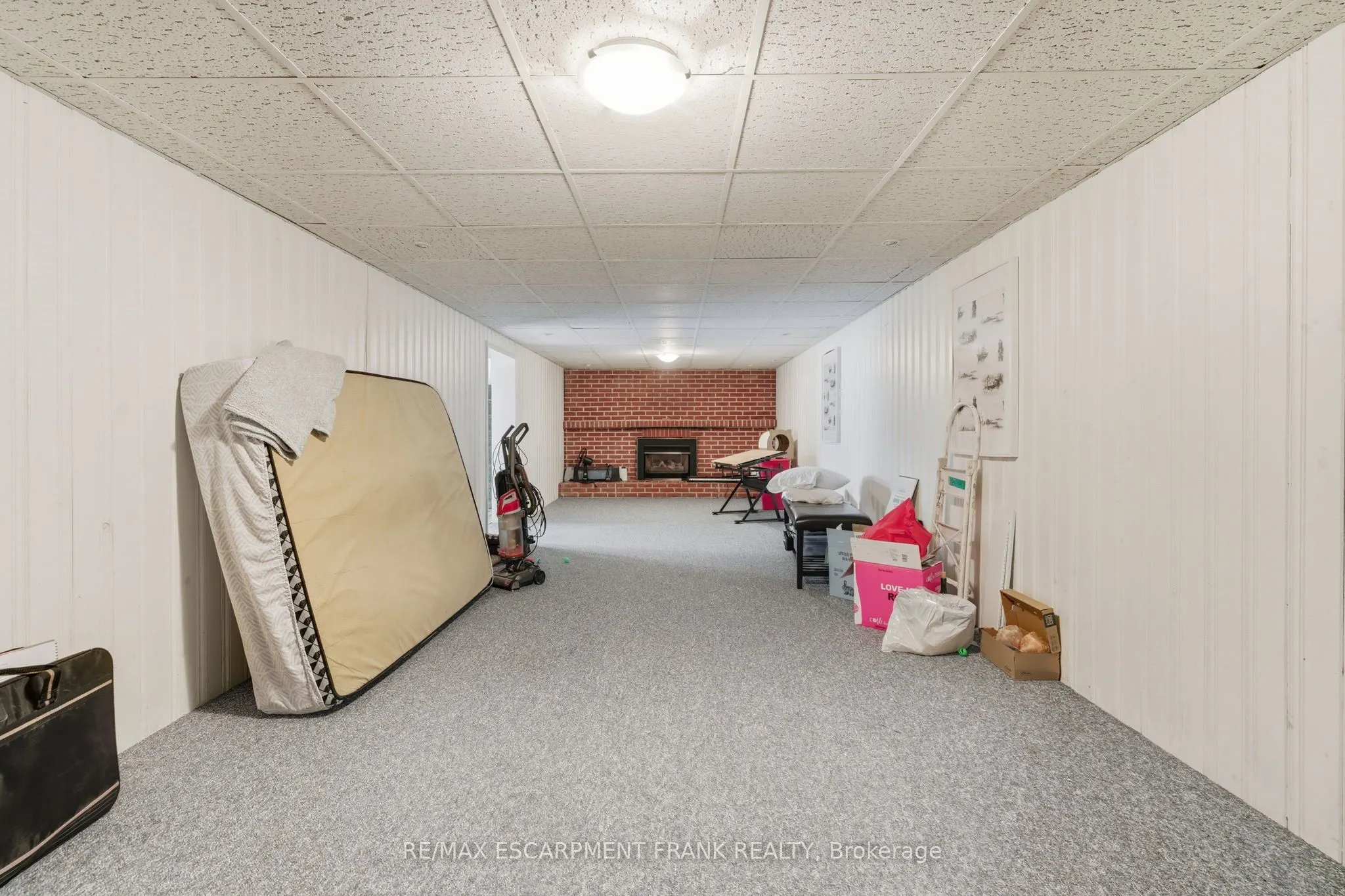 67 Lakeside Drive