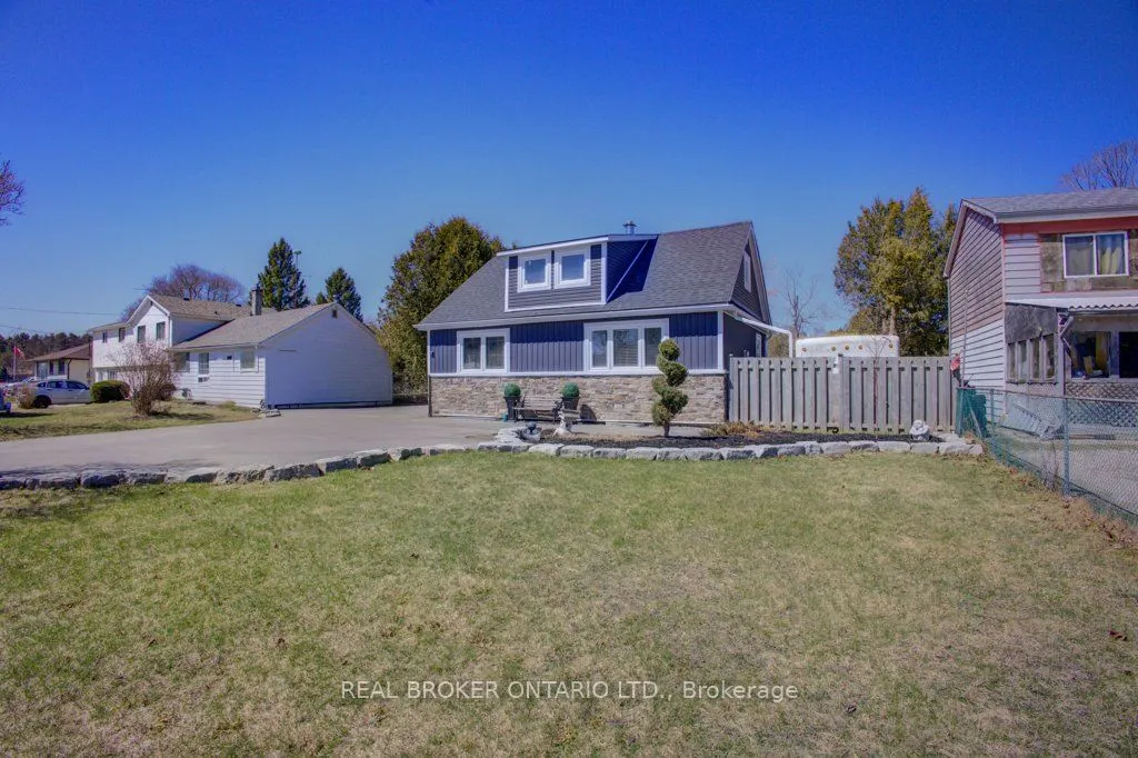 9488 Wellington 124 Road