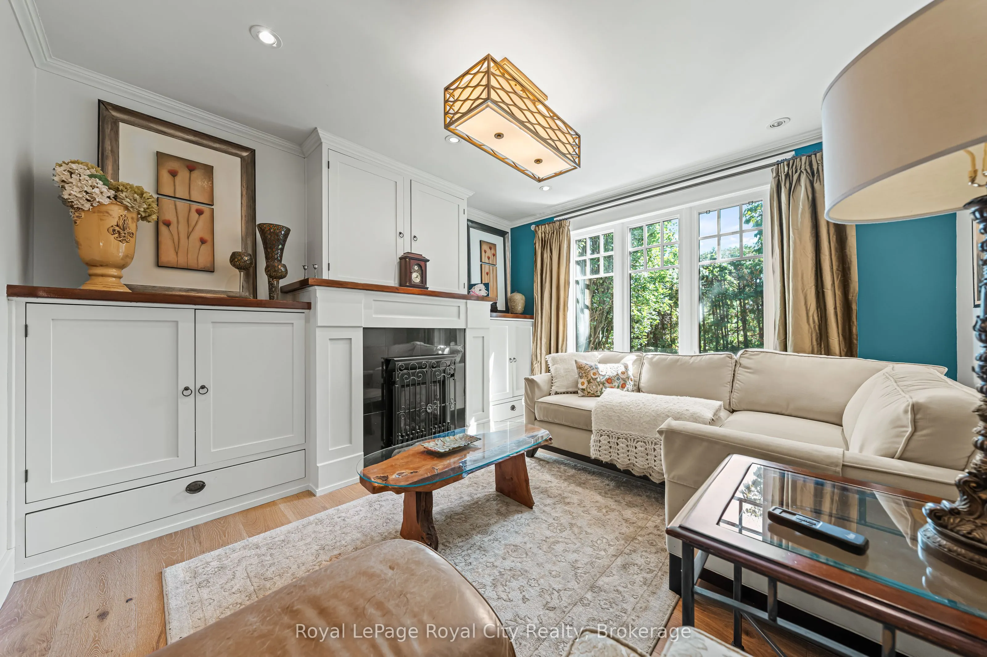 35 Monticello Crescent