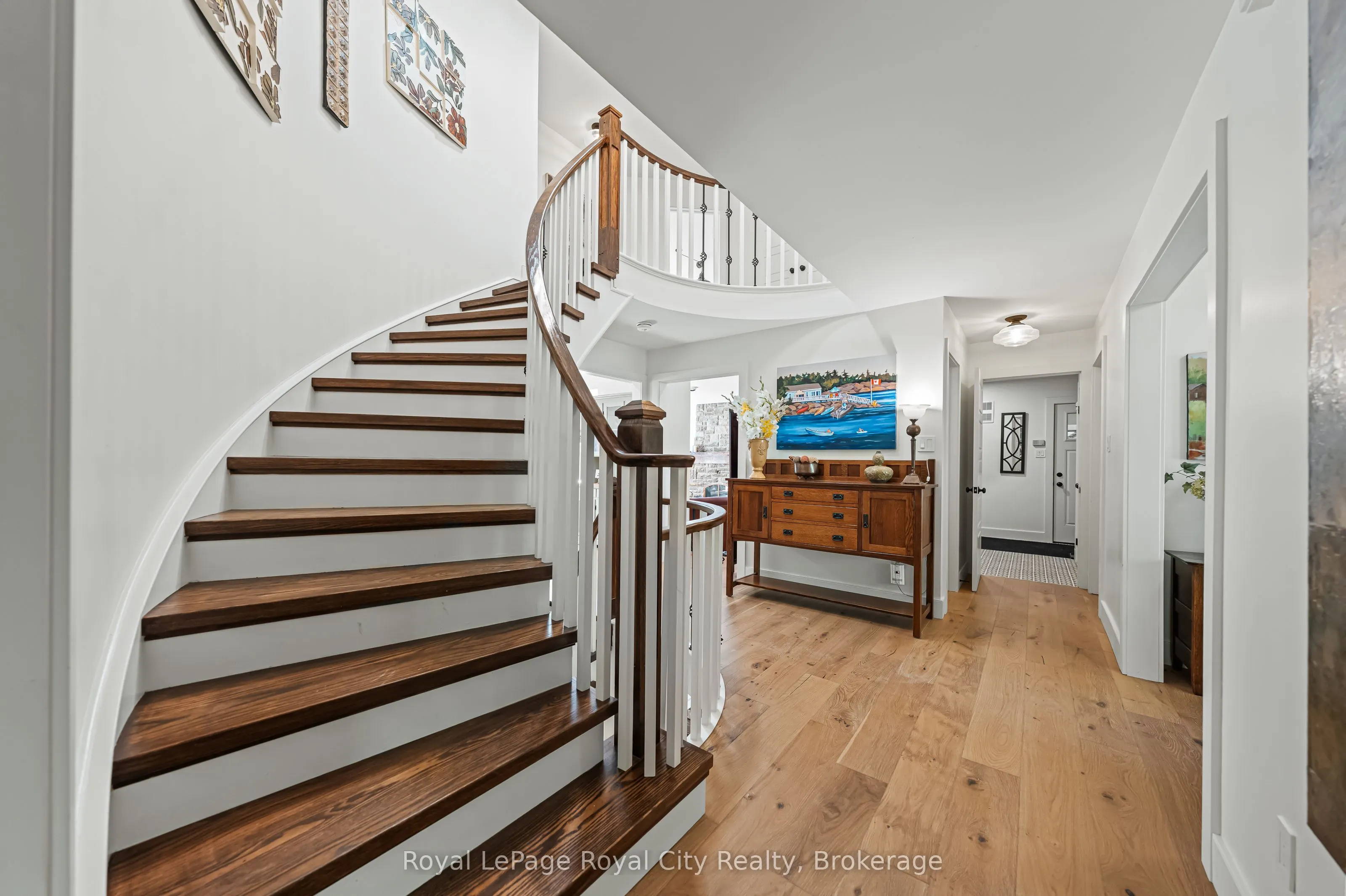 35 Monticello Crescent