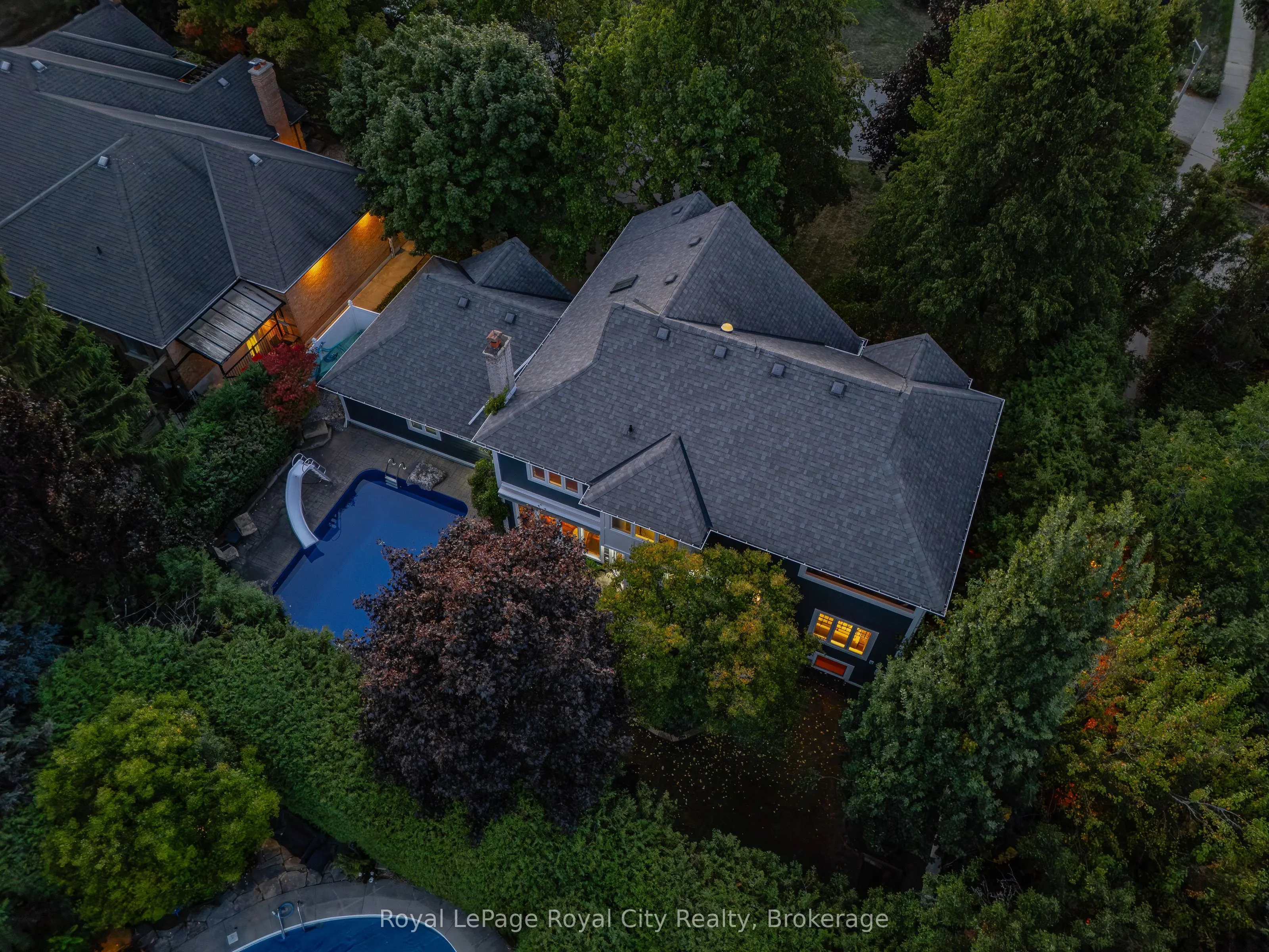 35 Monticello Crescent