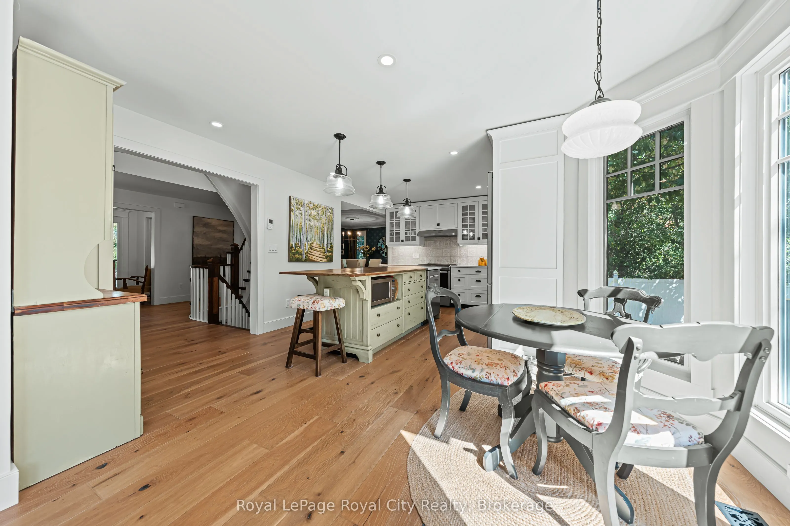 35 Monticello Crescent