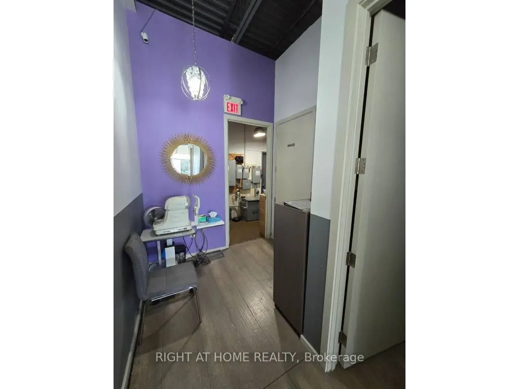 259 Queenston Road, #6