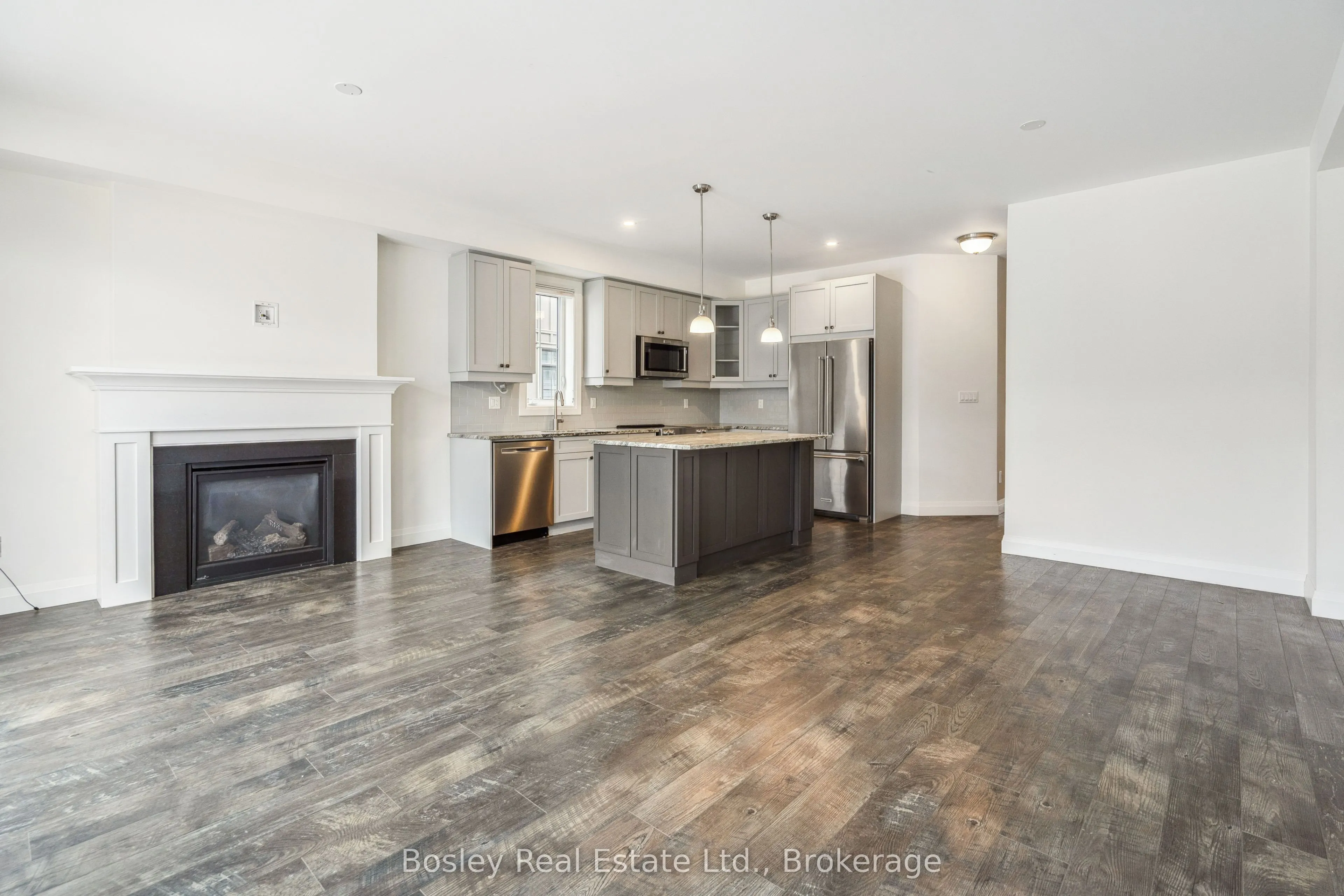 213 YELLOW BIRCH Crescent