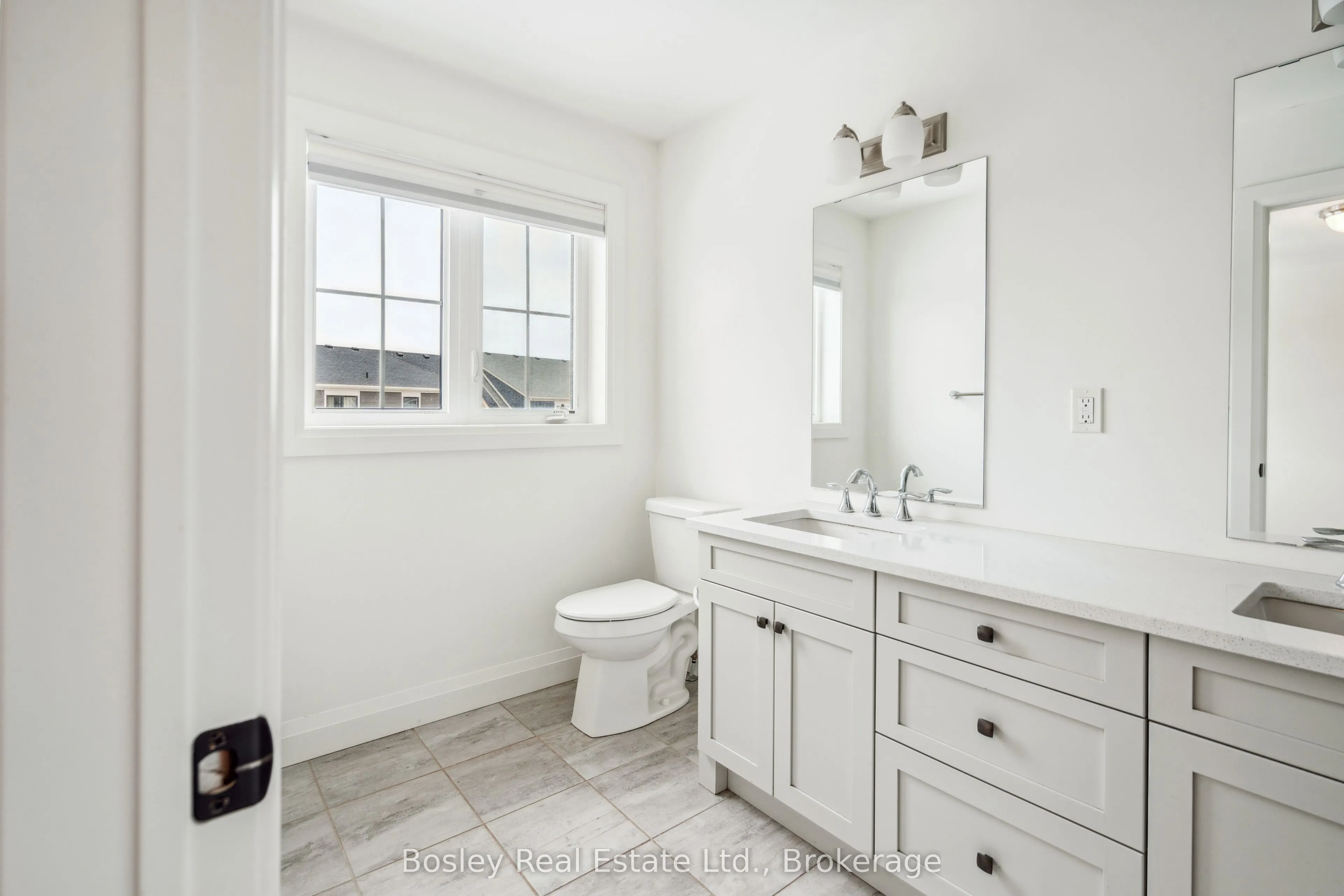 213 YELLOW BIRCH Crescent