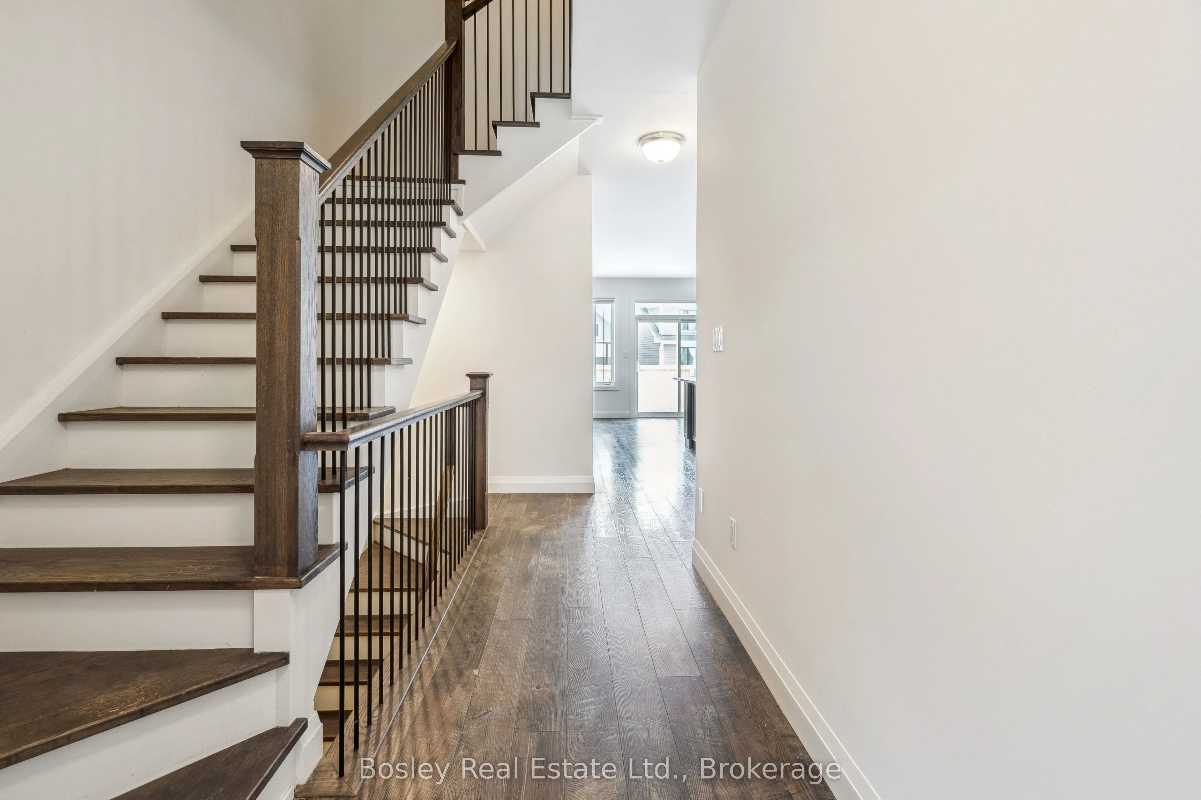 213 YELLOW BIRCH Crescent