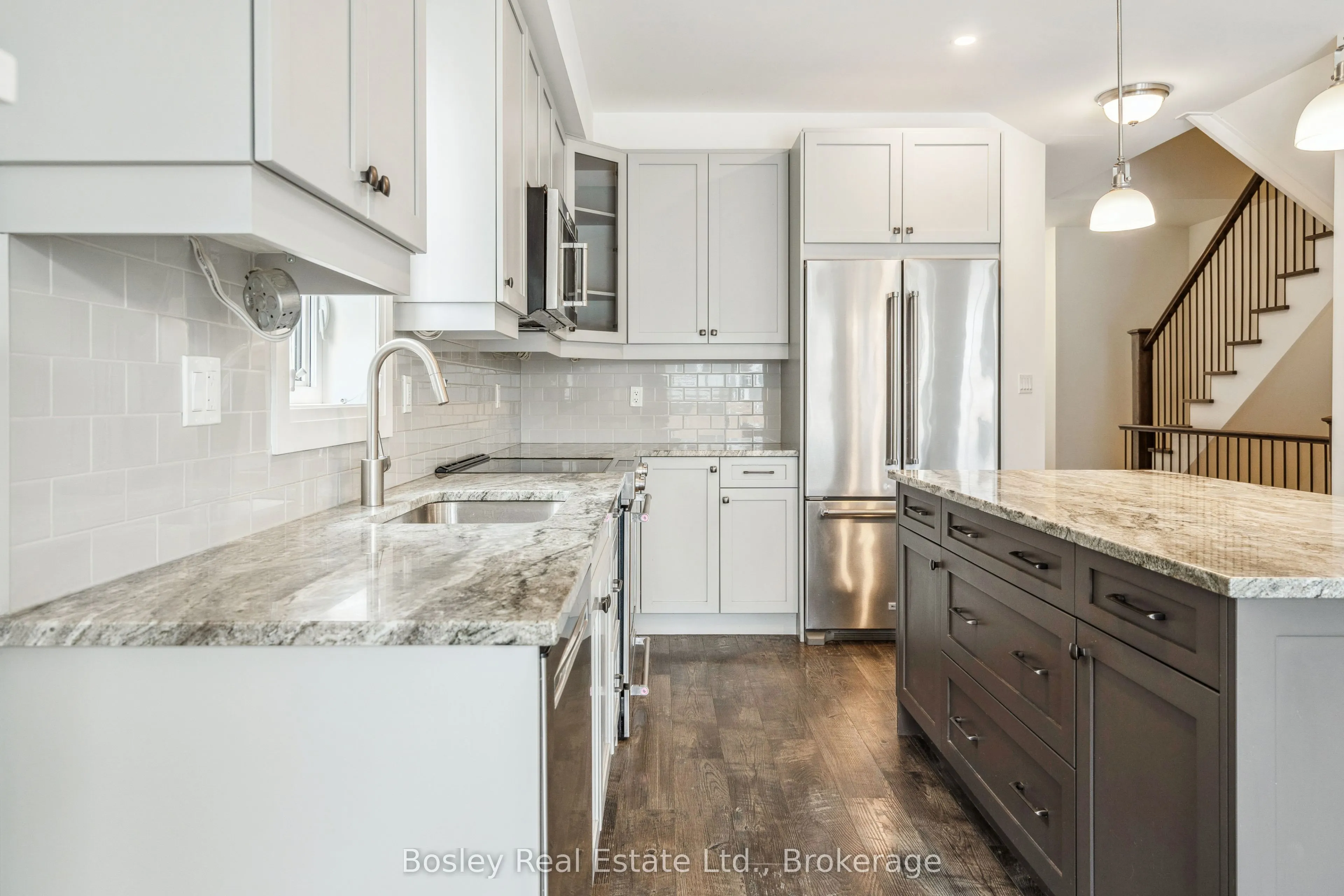 213 YELLOW BIRCH Crescent