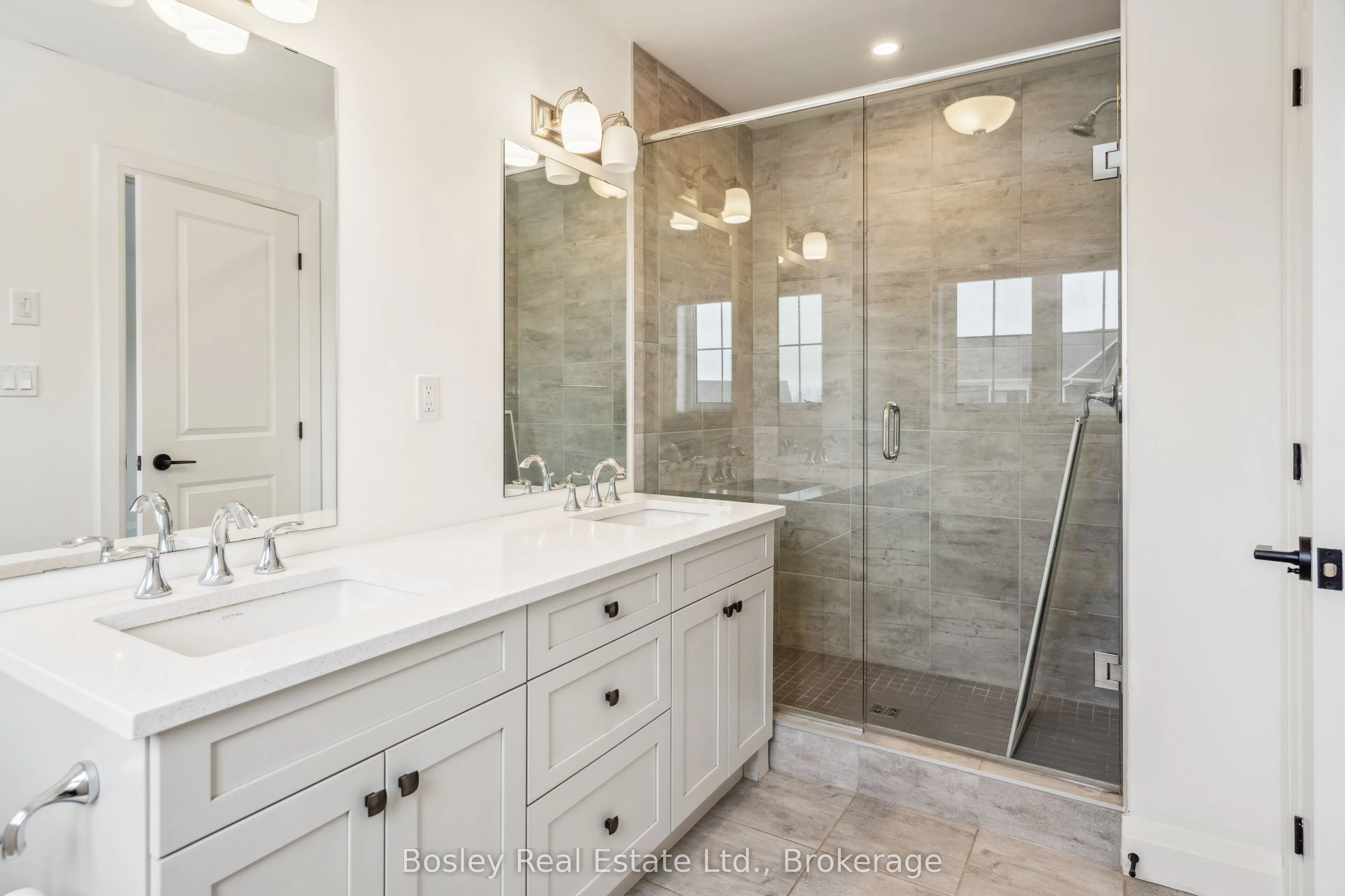 213 YELLOW BIRCH Crescent