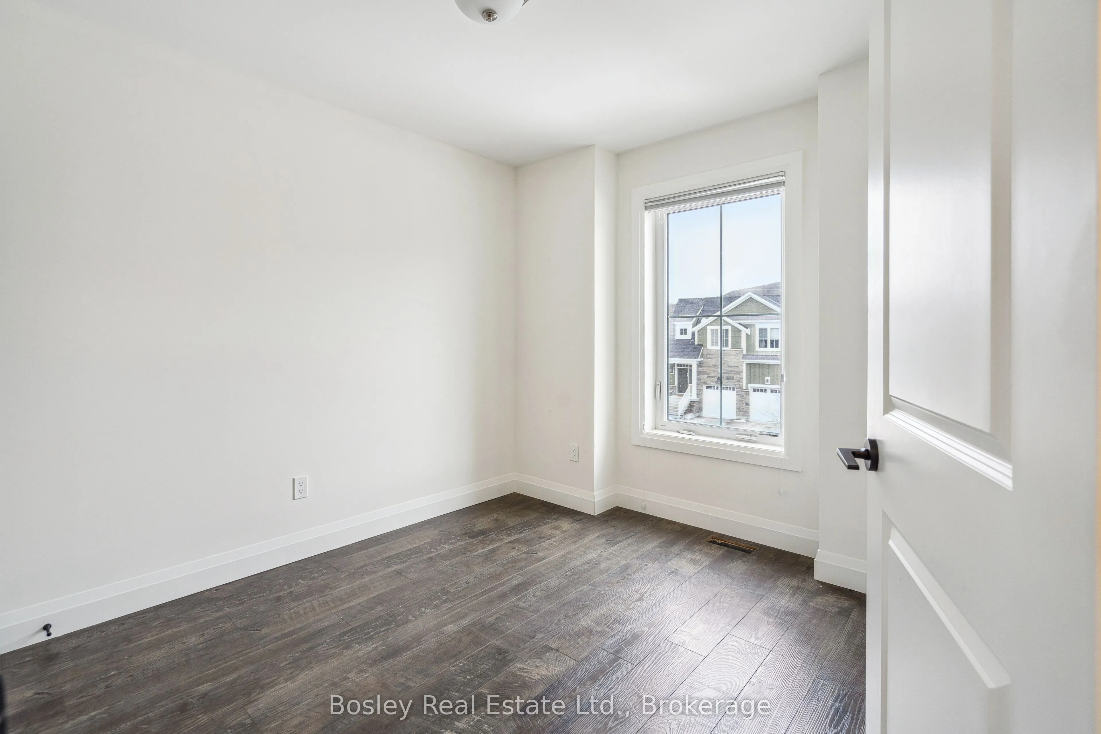213 YELLOW BIRCH Crescent