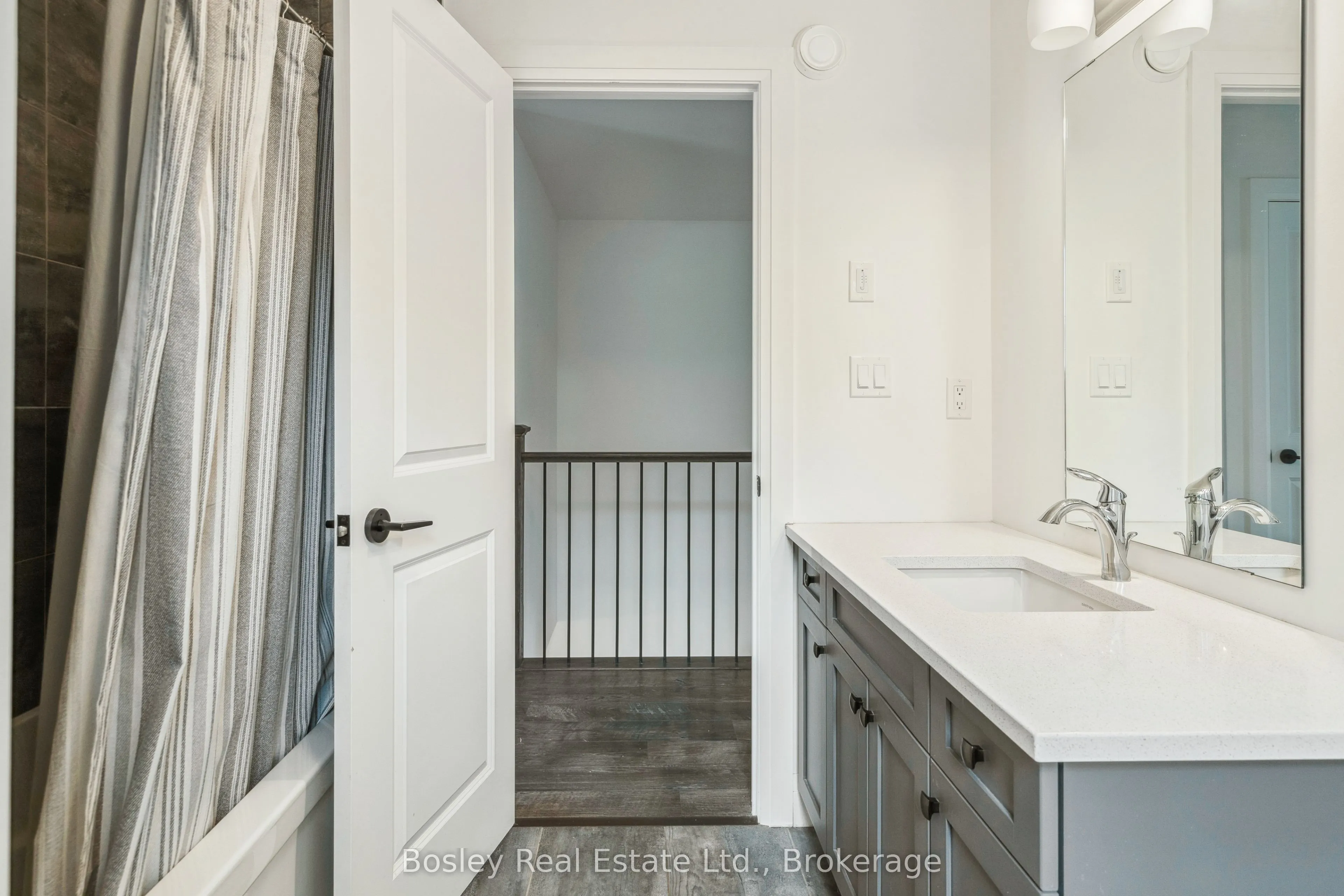 213 YELLOW BIRCH Crescent