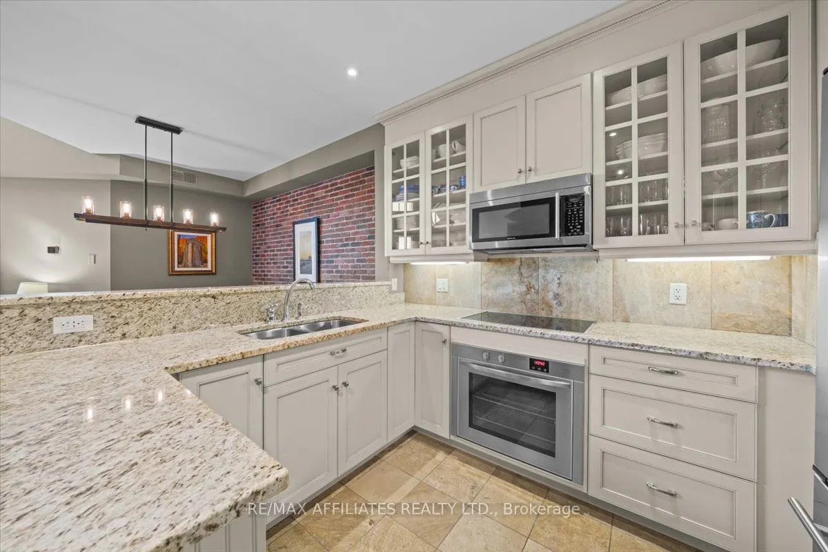 320 Mcleod Street, ##PH804