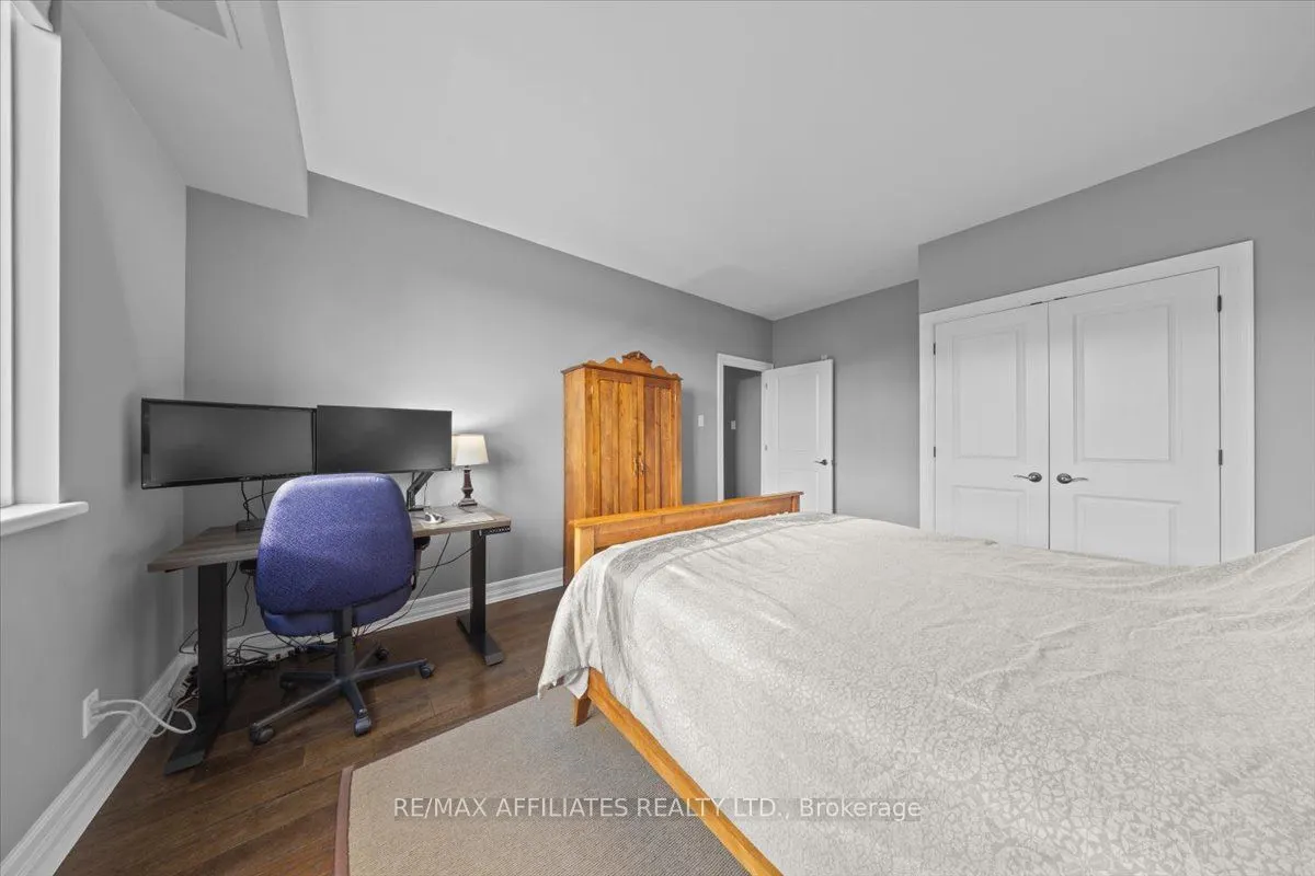 320 Mcleod Street, ##PH804