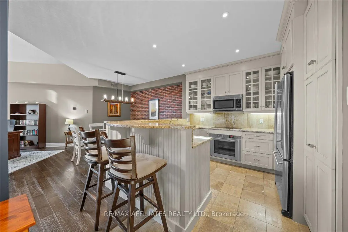 320 Mcleod Street, ##PH804