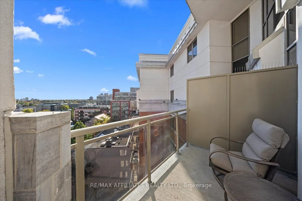 320 Mcleod Street, ##PH804