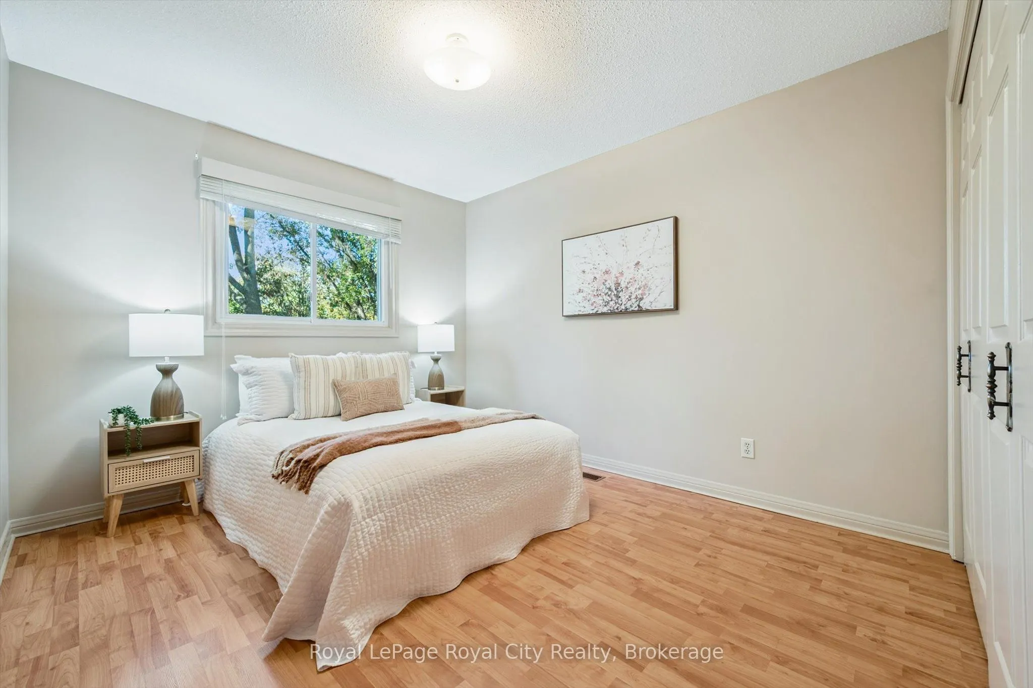 75 Shadybrook Crescent