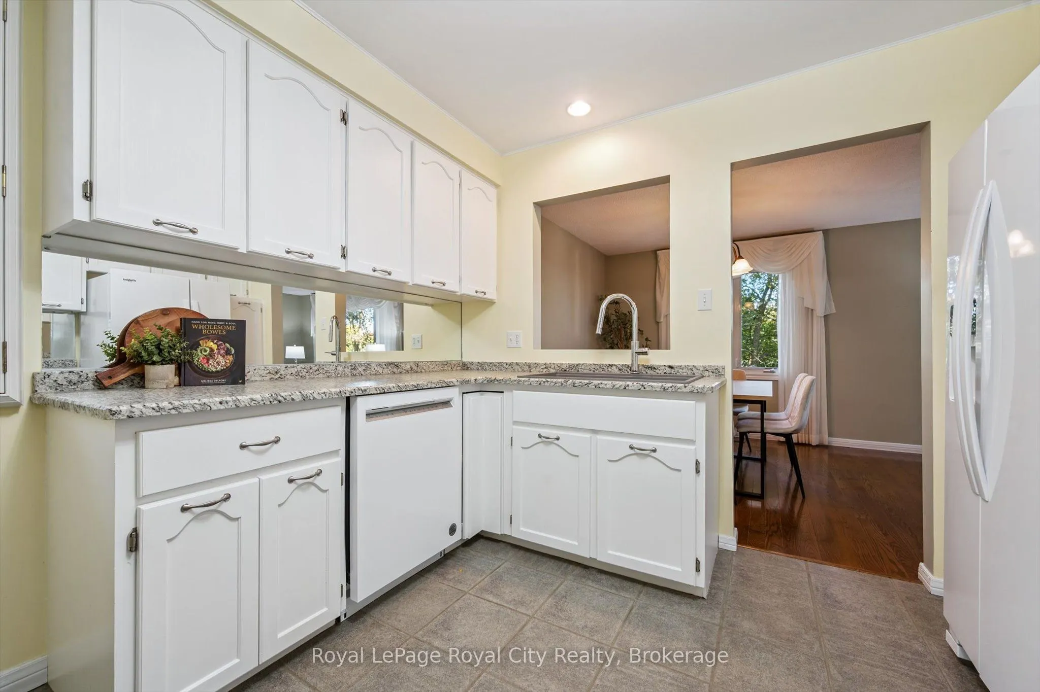 75 Shadybrook Crescent