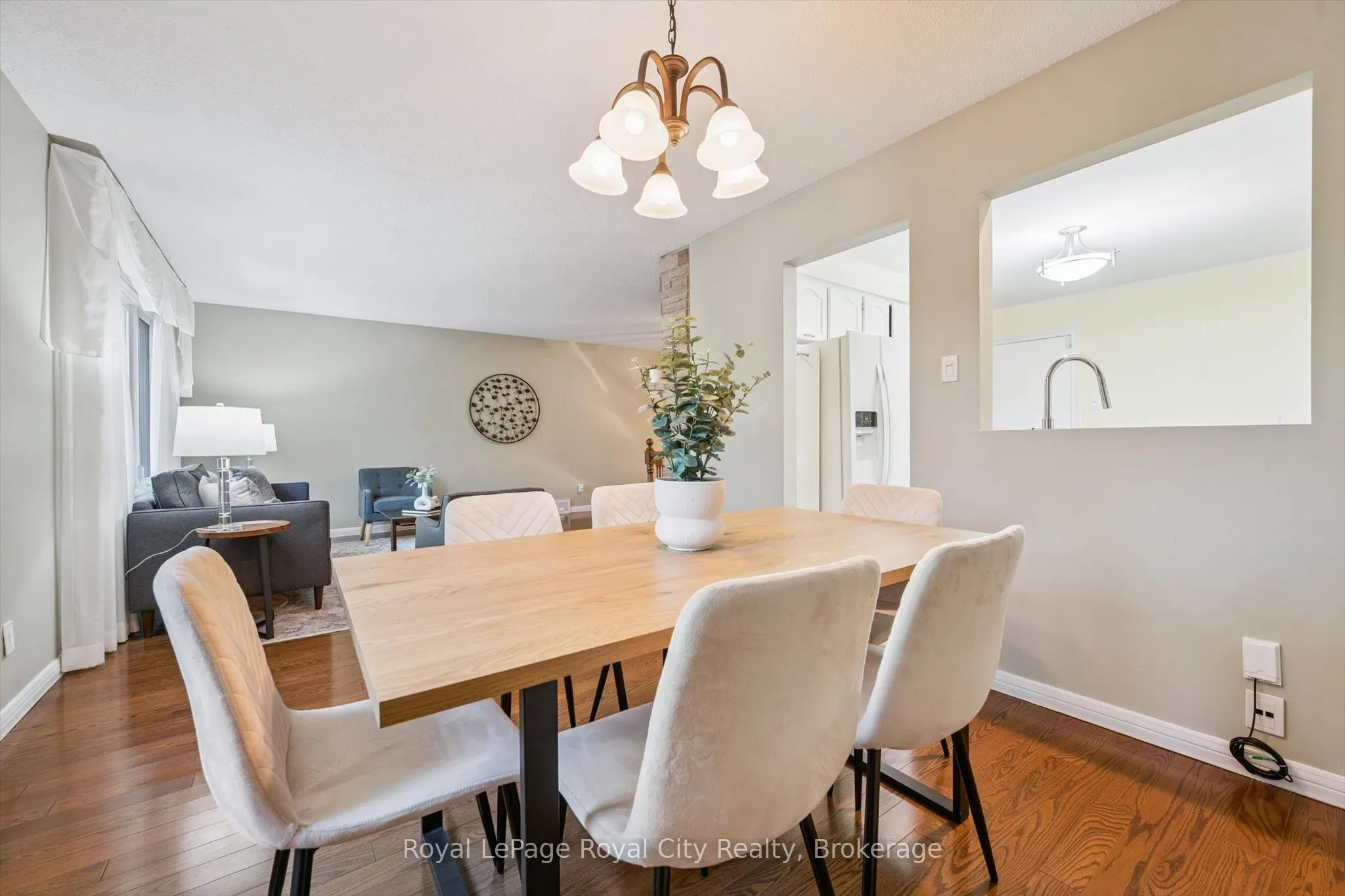 75 Shadybrook Crescent
