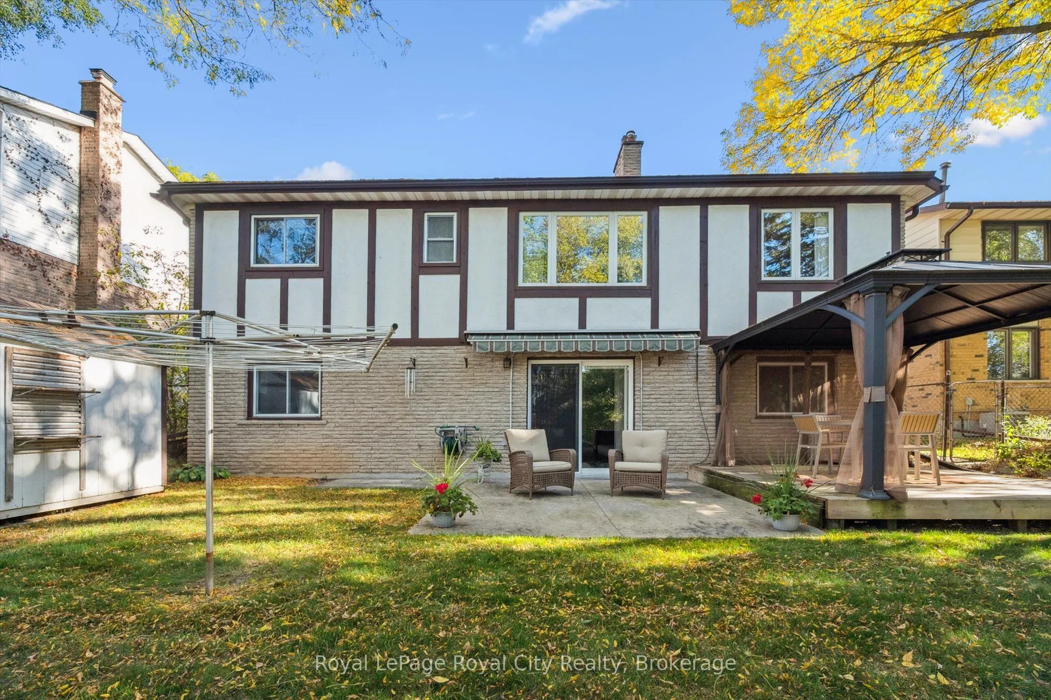 75 Shadybrook Crescent