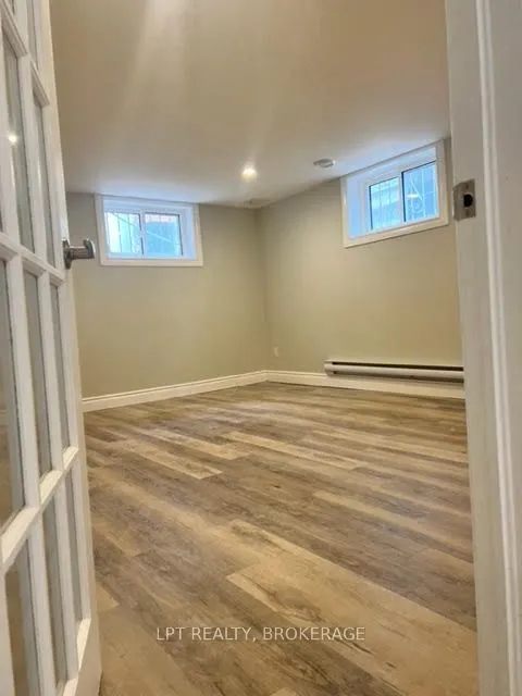 9 Elizabeth Avenue