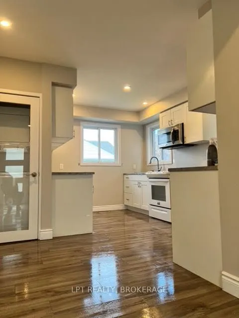 9 Elizabeth Avenue