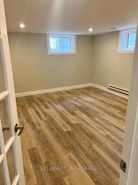 9 Elizabeth Avenue
