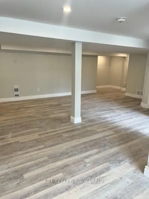 9 Elizabeth Avenue